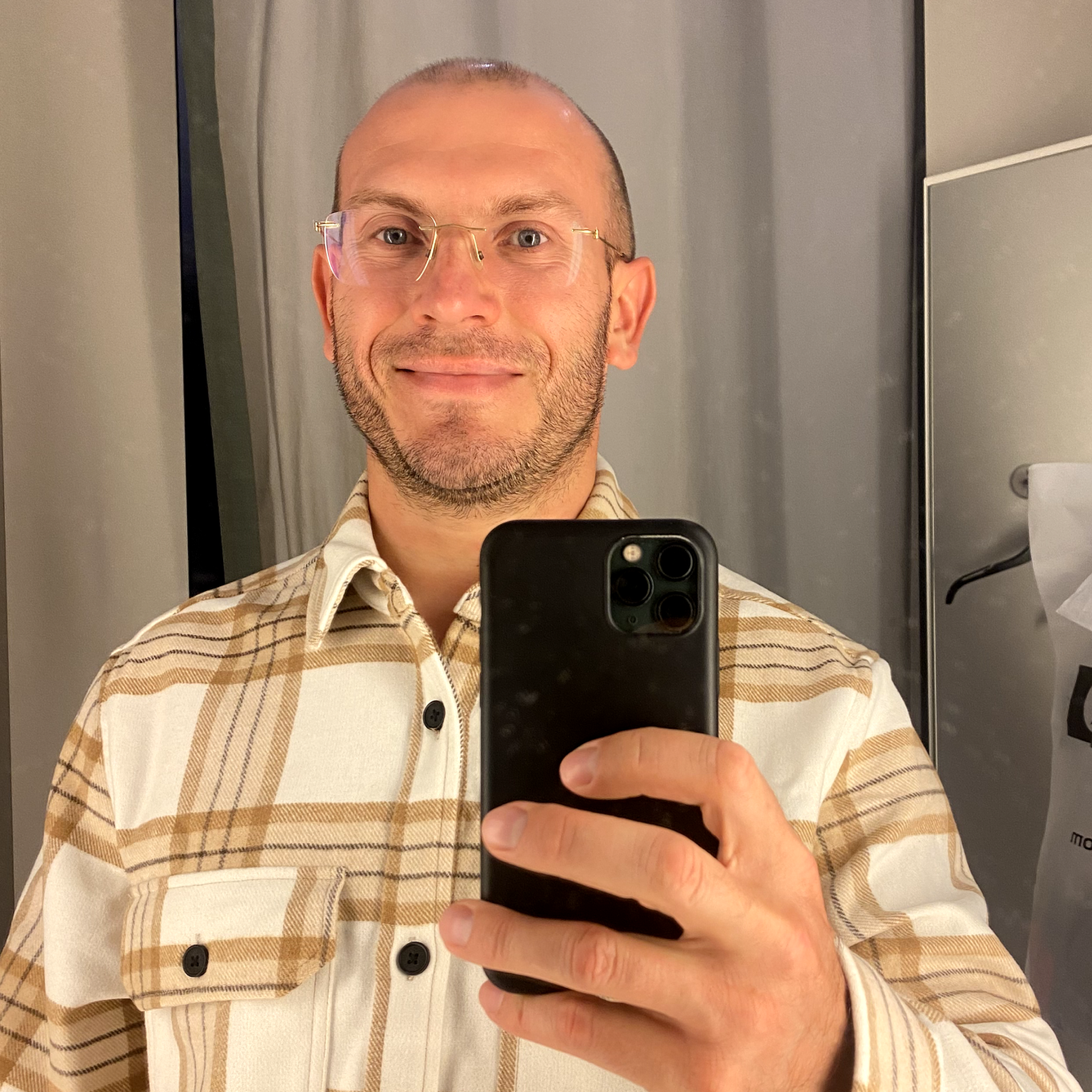 Истории преображения. Стилист-имиджмейкер из Москвы Афина Григорян