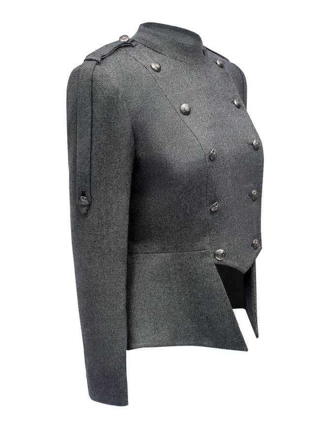 Услуги профессионального фотографа по съемке одежды на невидимом манекене в Москве