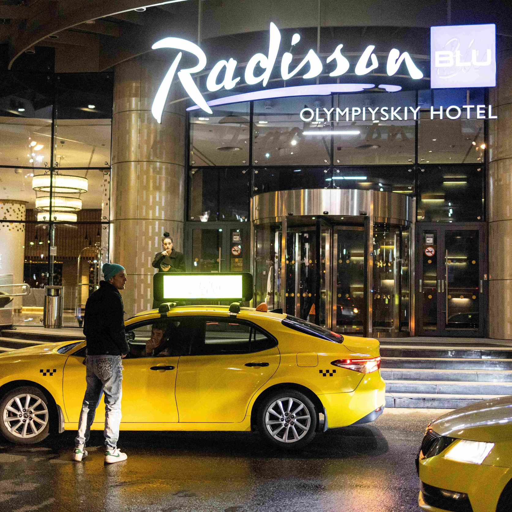 Видеопродакшен рекламного ролика для Рэдиссон Blue. Кирилл Акишкин — режиссёр и фотограф | Киноэстетика визуального повествования | МОСКВА