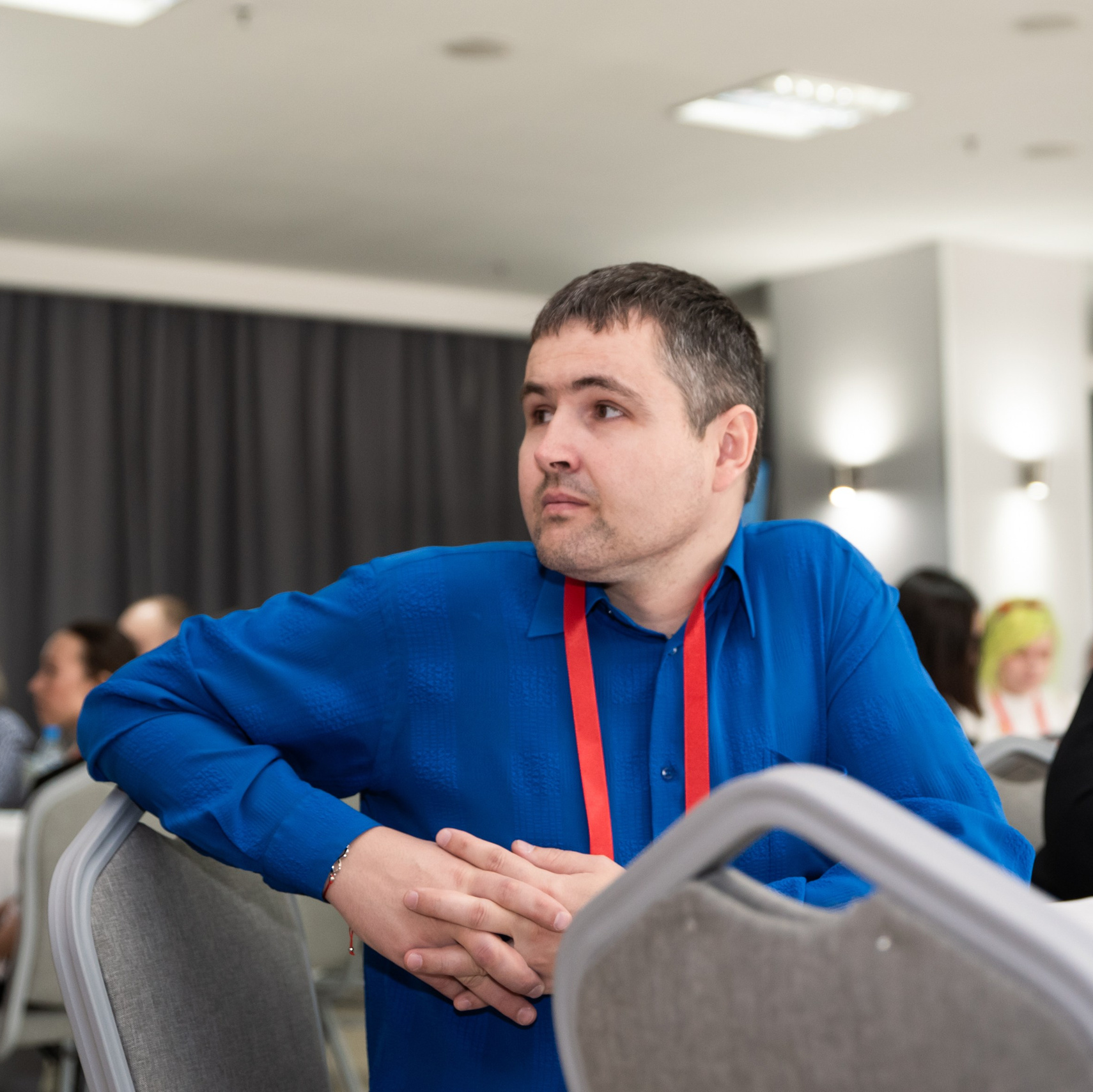 Контакты. Максим Шарий — самый лучший фотограф на ваше мероприятие в Новосибирске