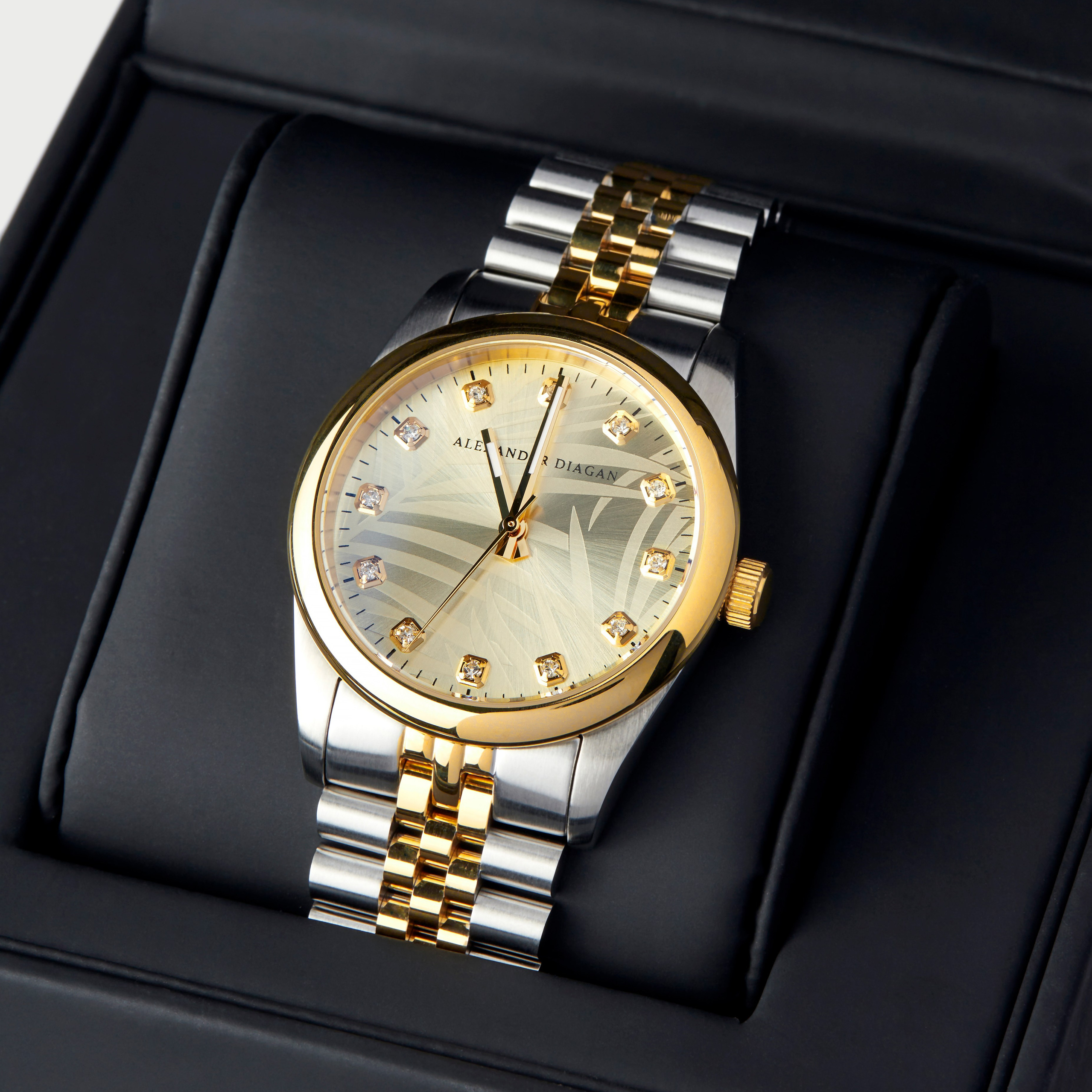 Каталожная фотография. Рекламный фотограф в Москве Егор Гончаров