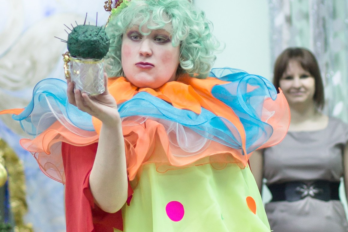 Услуги и цены выпускных альбомов. Школьные выпускные альбомы в Москве Марина Николаева