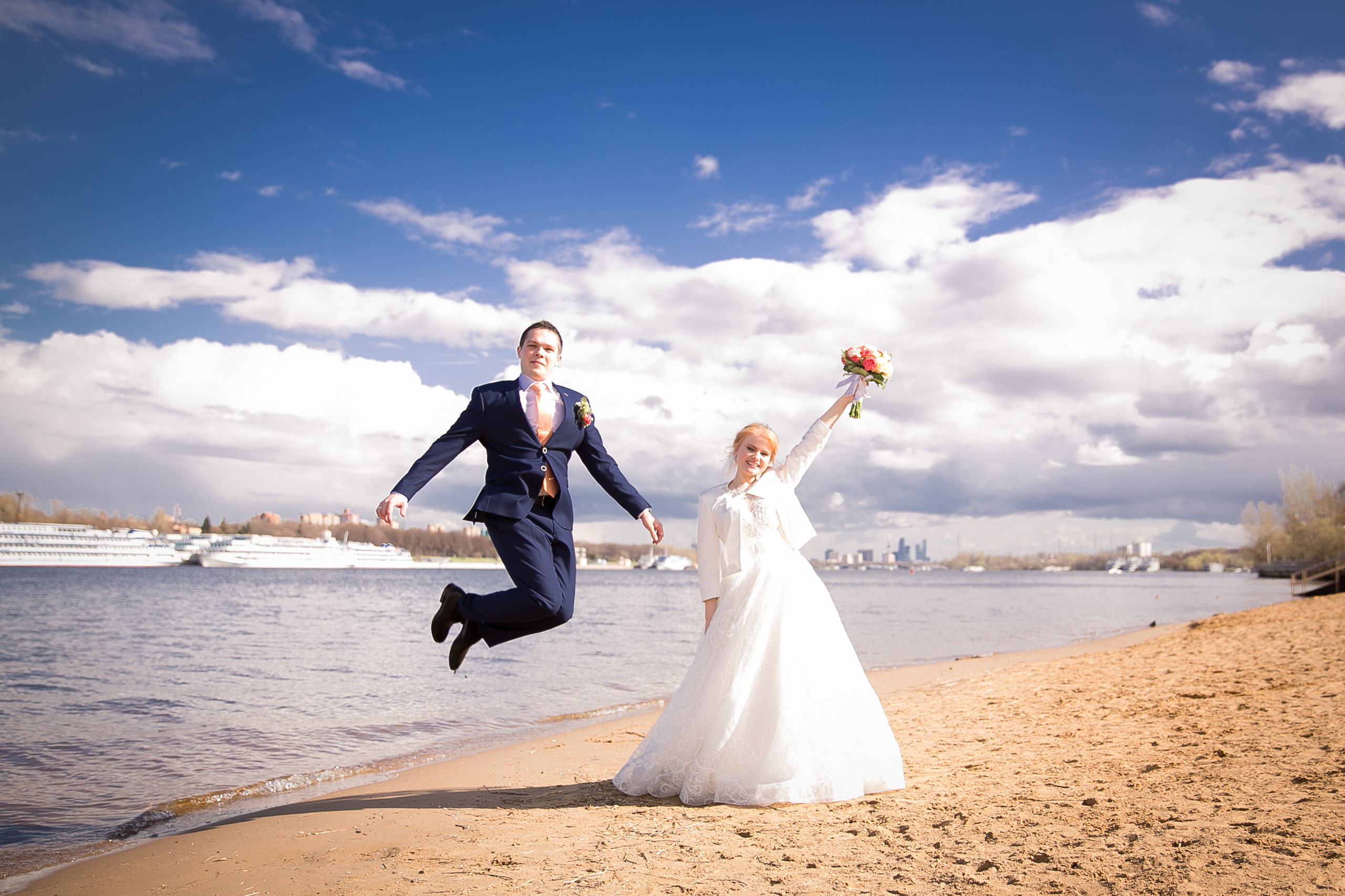 Фотограф на свадьбу. Фотограф и видеограф на любое Ваше мероприятие