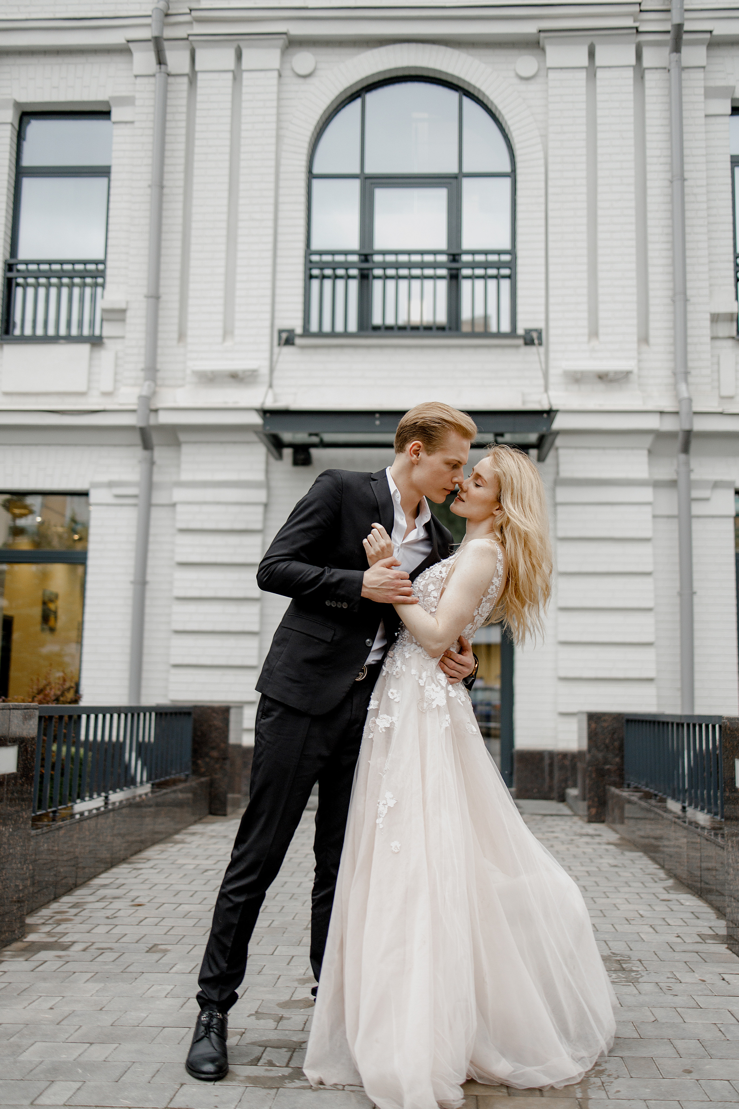 Как выбрать свадебное платье: подробное руководство для невест. Фотограф Юлия Черепова