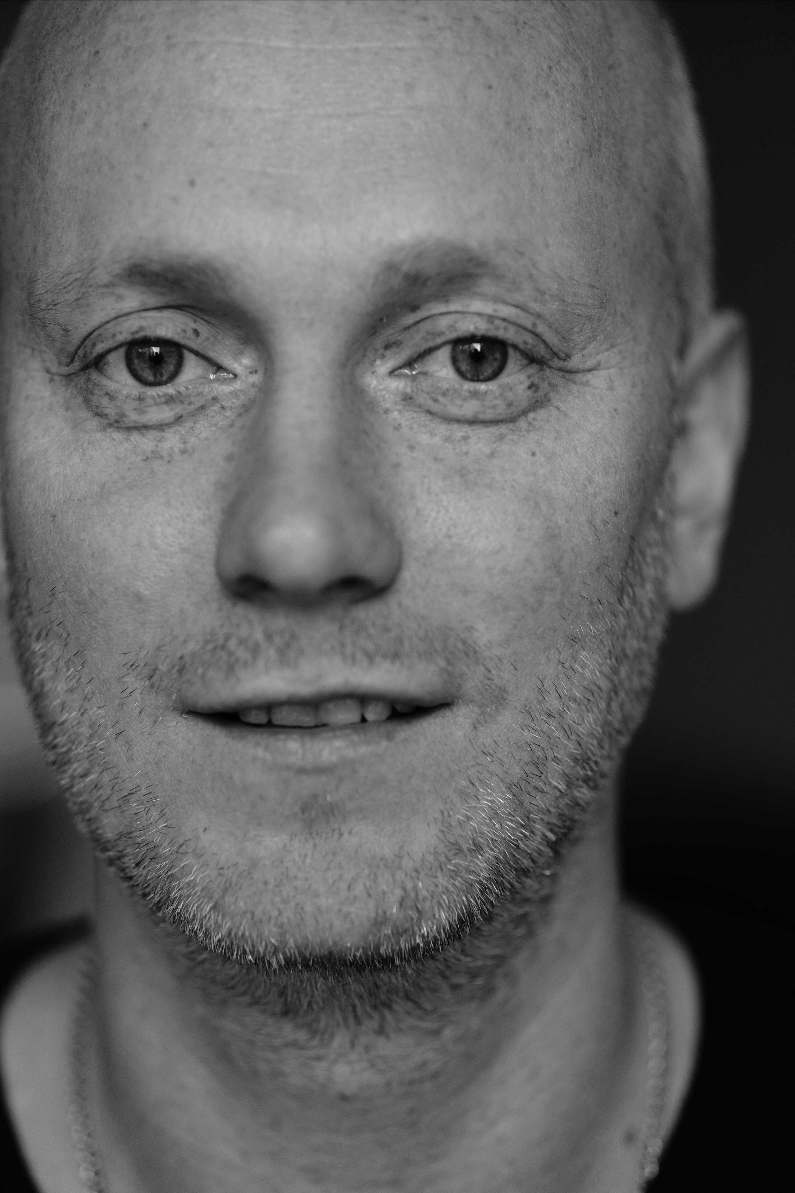 Я Эля, фотограф из Алматы