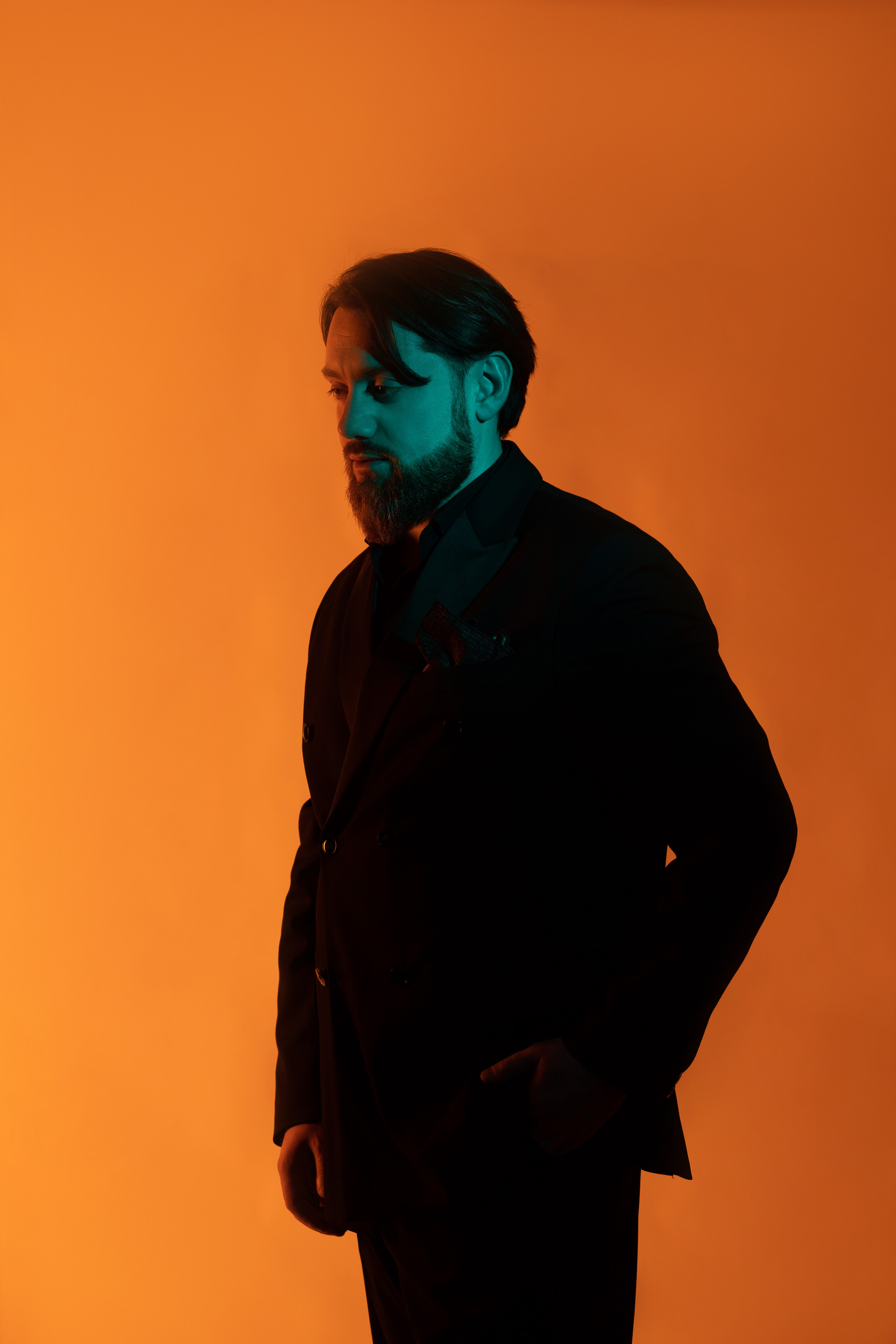 Студийный фотограф. Свадебный и портретный фотограф