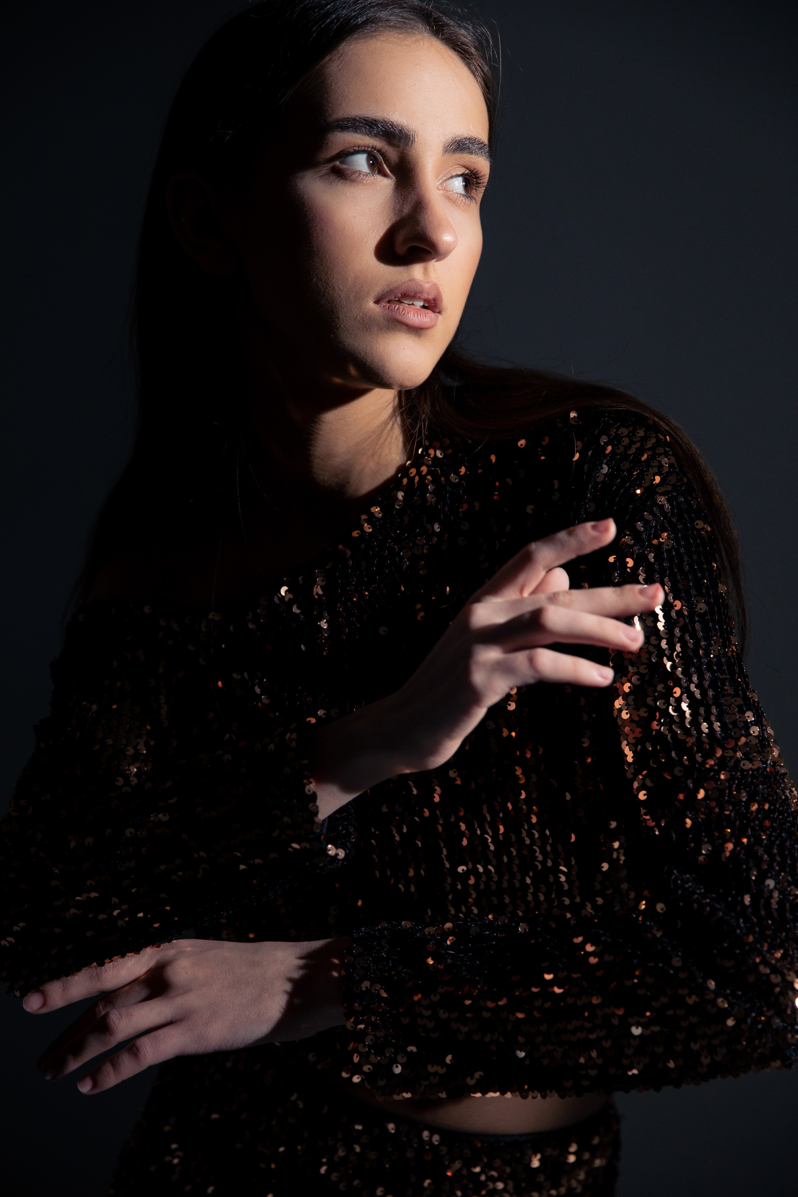 Арина. Жесткий свет. Фотограф в Санкт-Петербурге Алена Сертакова