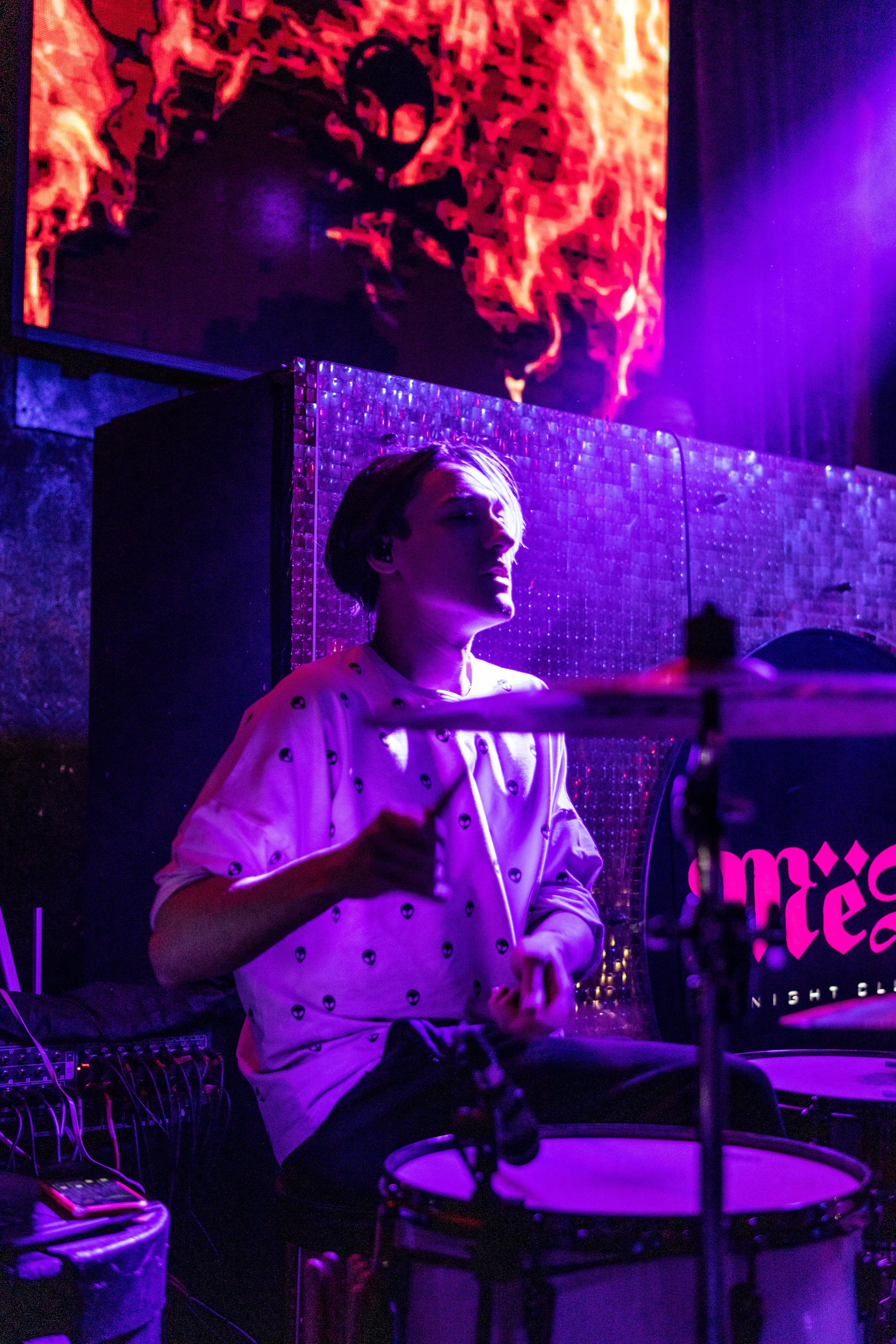 Репортажная съемка концерта группы КОСМОНАВТОВ НЕТ в г. Ростов-на-Дону. Фотограф в Ростове-на-Дону Игорь Апасеев