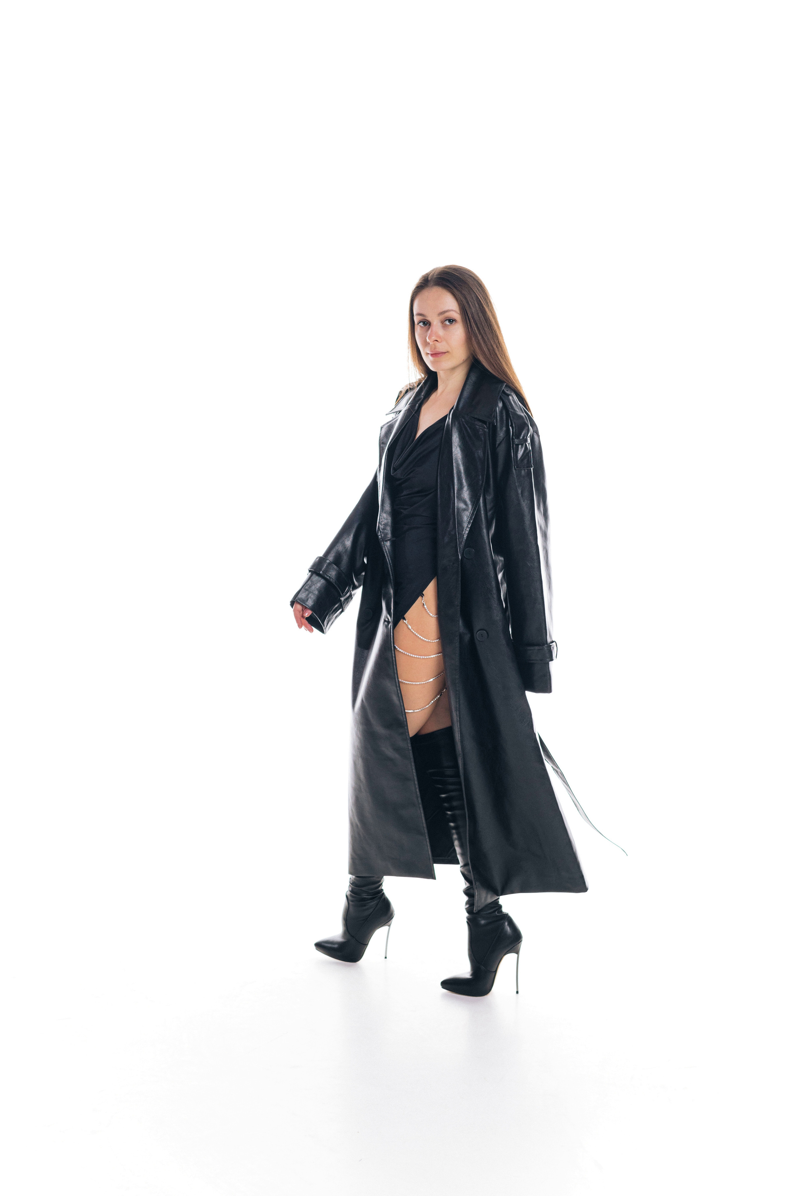 Фотосессия на белой циклораме. Фотограф в Ростове-на-Дону Игорь Апасеев