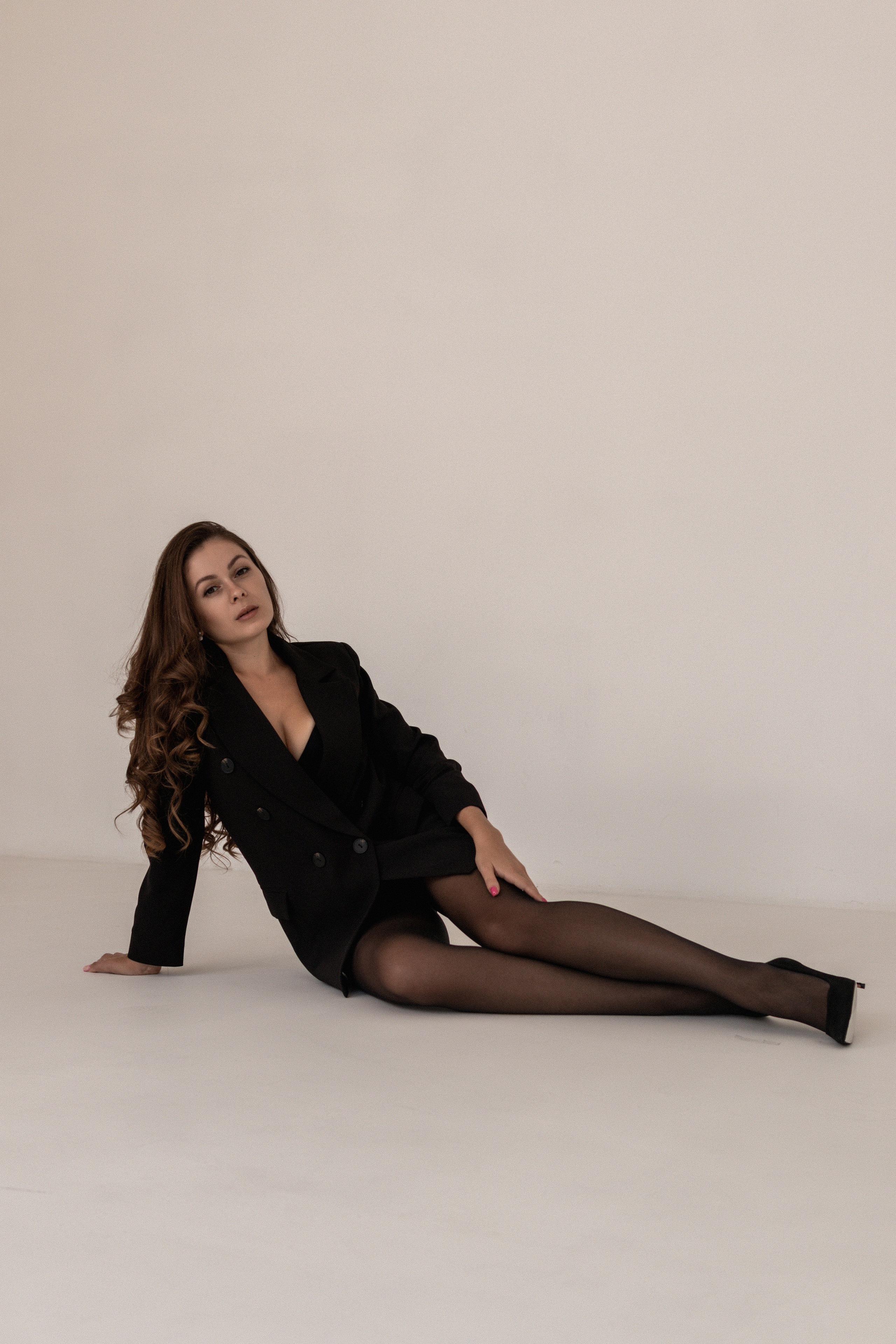 Фотосессия девушки в пиджаке. Фотограф в Ростове-на-Дону Игорь Апасеев