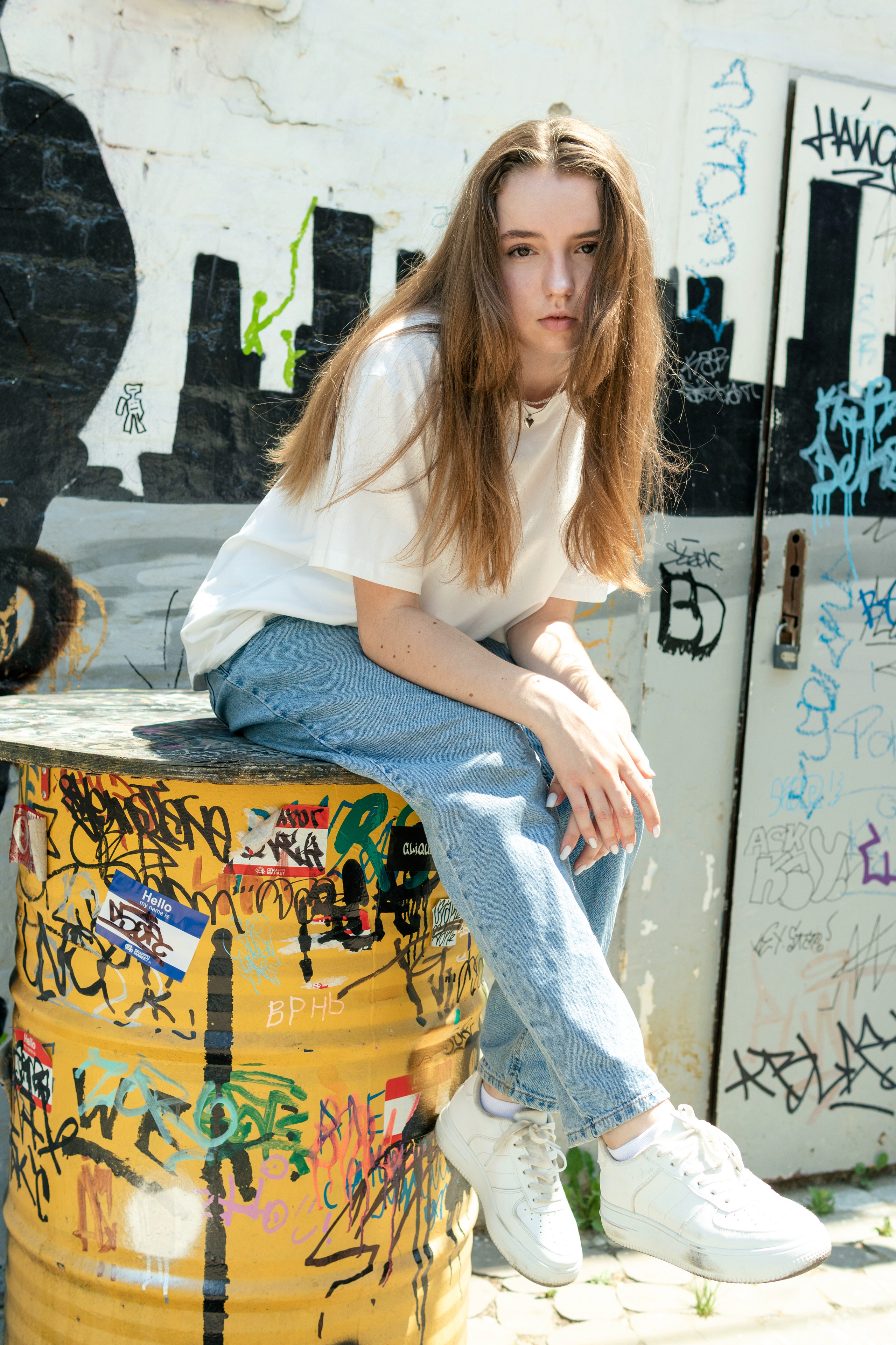 Фотосессия возле граффити. Фотограф в Ростове-на-Дону Игорь Апасеев