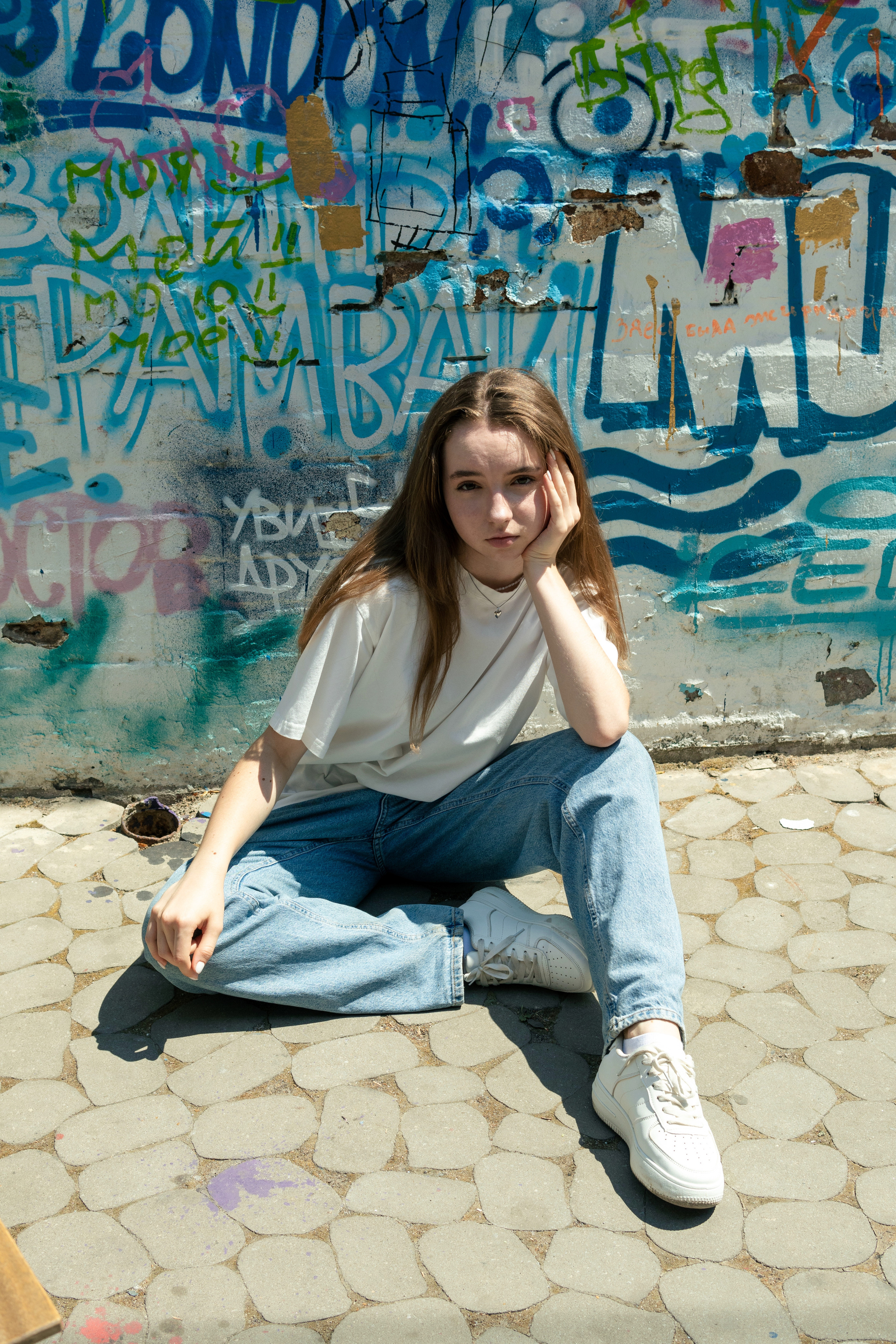 Фотосессия возле граффити. Фотограф в Ростове-на-Дону Игорь Апасеев