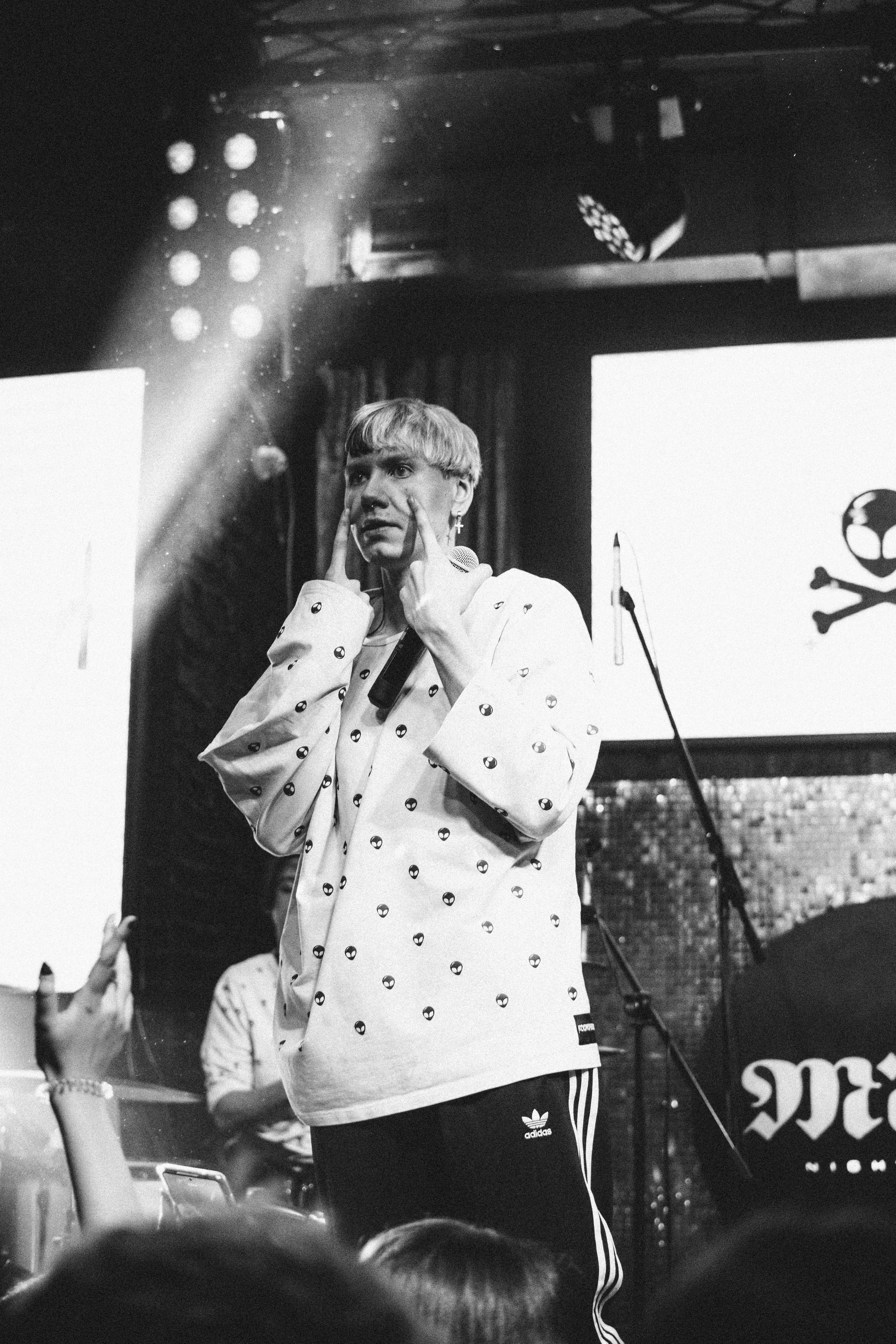 Репортажная съемка концерта группы КОСМОНАВТОВ НЕТ в г. Ростов-на-Дону. Фотограф в Ростове-на-Дону Игорь Апасеев