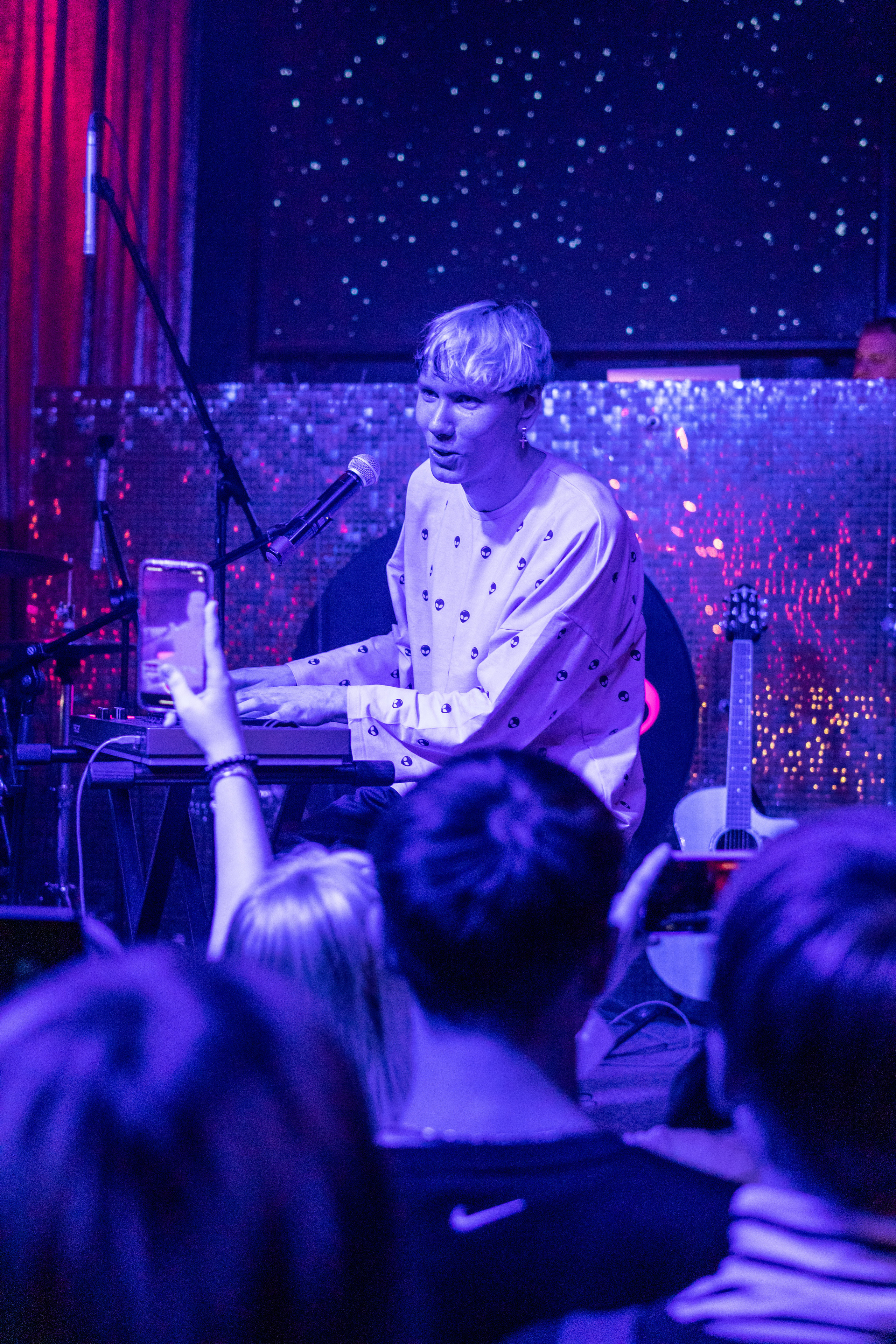 Репортажная съемка концерта группы КОСМОНАВТОВ НЕТ в г. Ростов-на-Дону. Фотограф в Ростове-на-Дону Игорь Апасеев