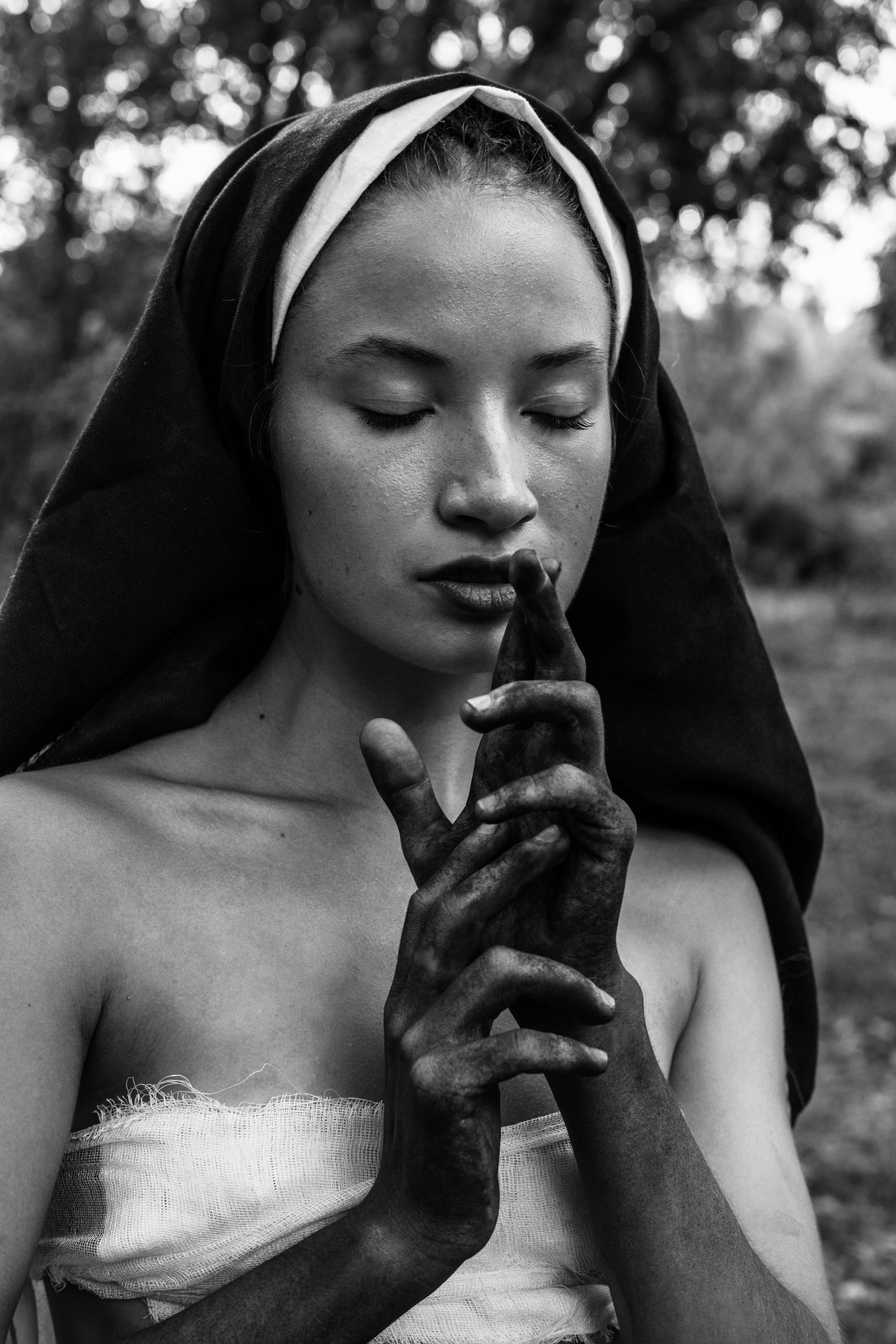 Косплей фотосессия эльфийки и монахини. Фотограф в Ростове-на-Дону Игорь Апасеев