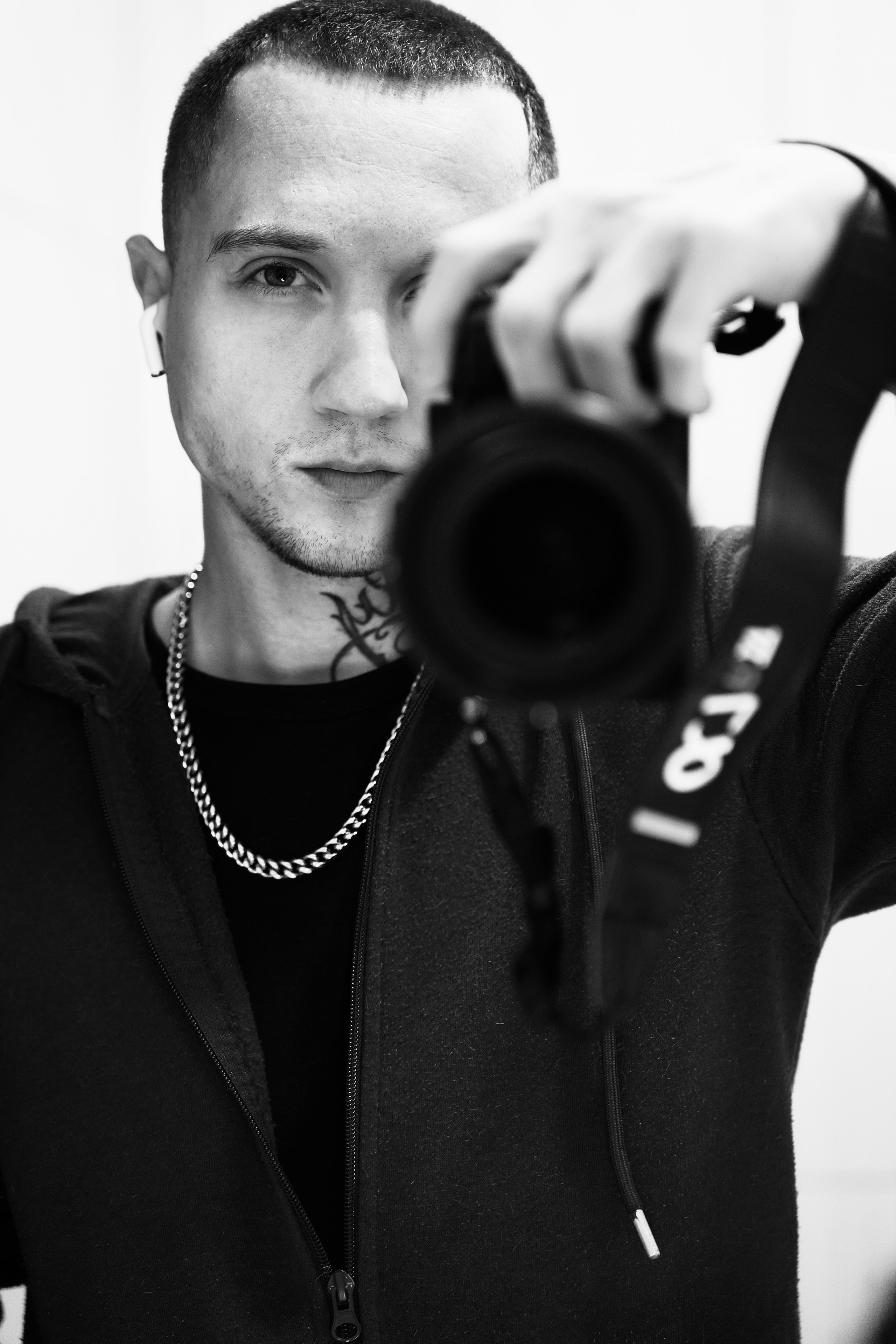 Коммерческая ретушь. Илья Игнатченко — фотограф