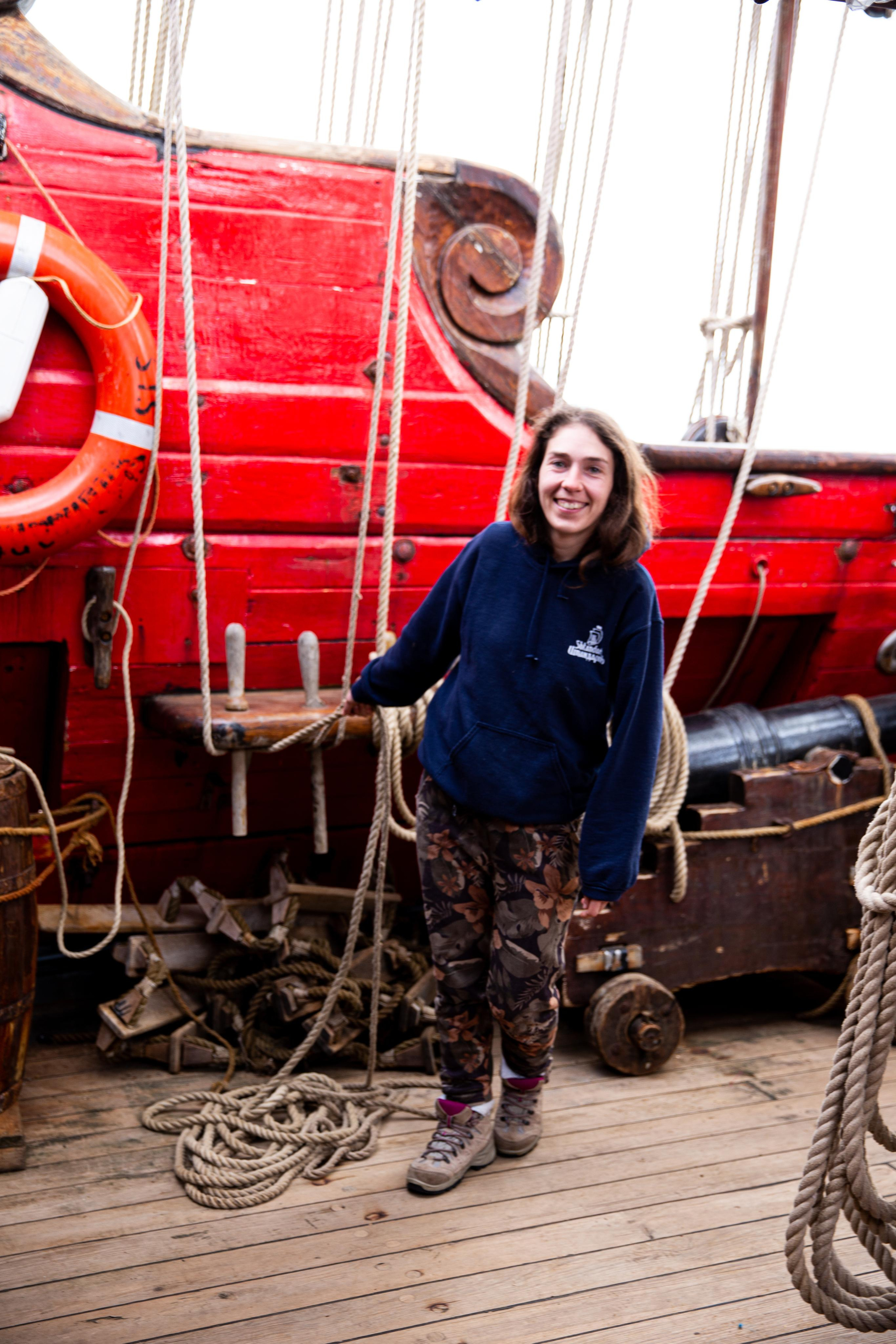 Фрегат “Штандартъ”. Anastasia Shapoval violoniste et photographe. Annecy — Geneve