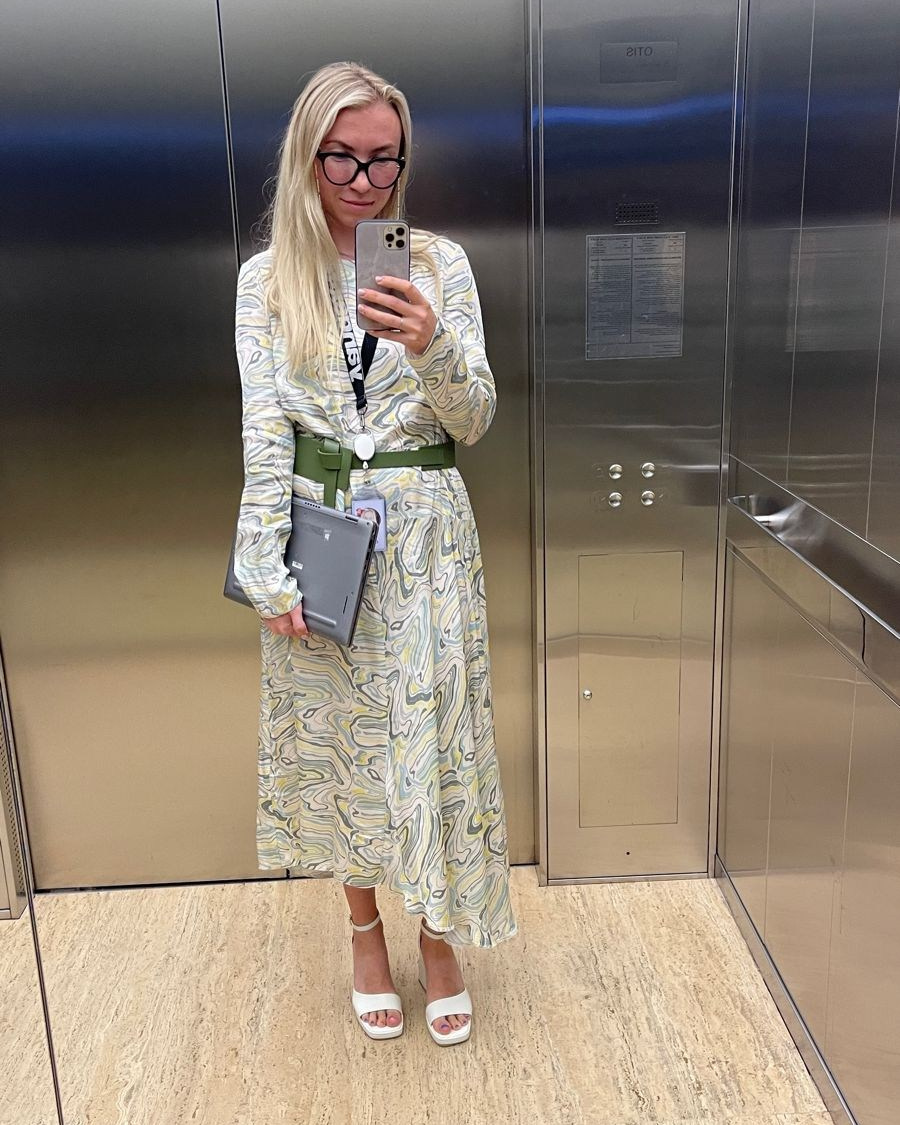 Story of Anna. Yulia Otroschenko