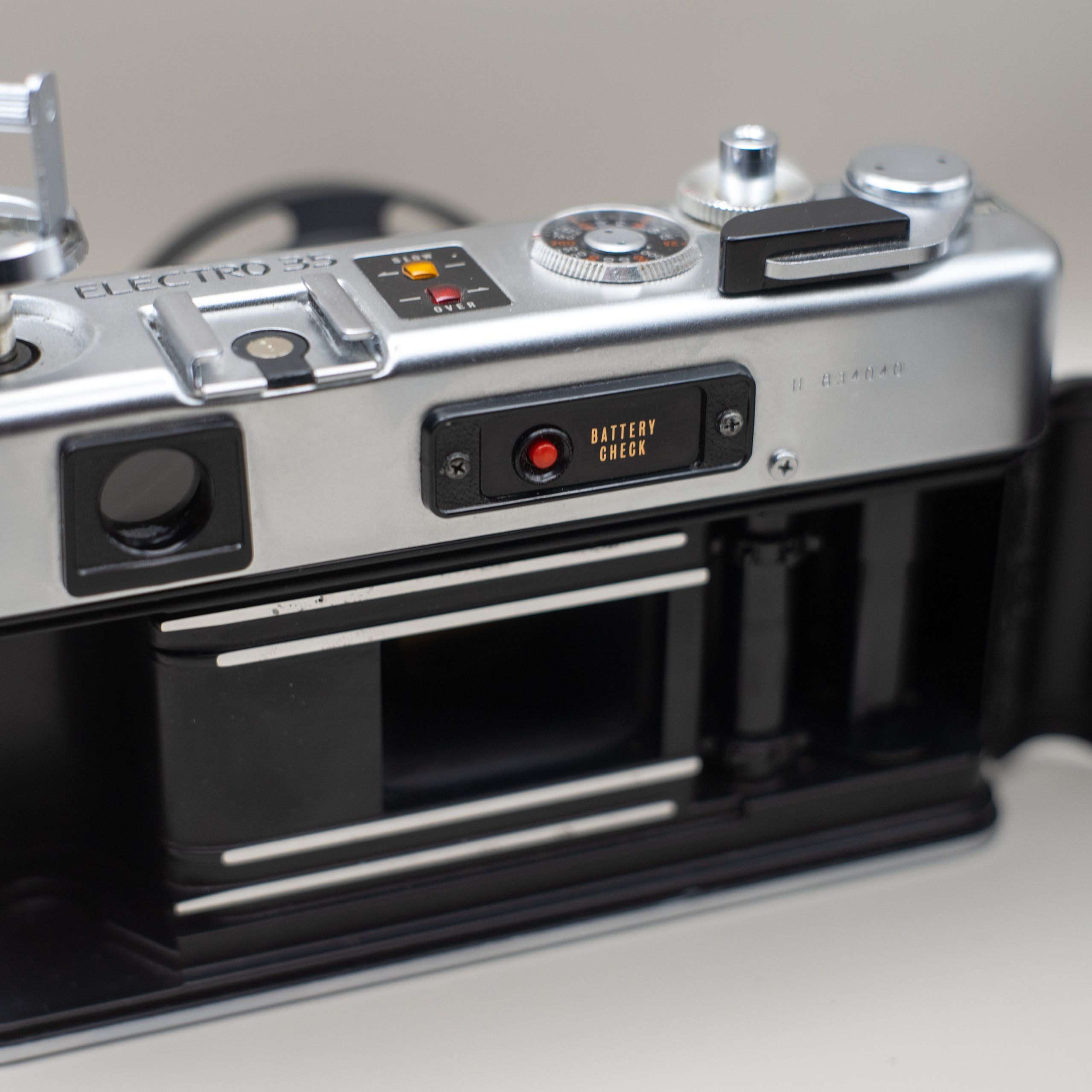 Обзор Yashica Electro 35 GSN