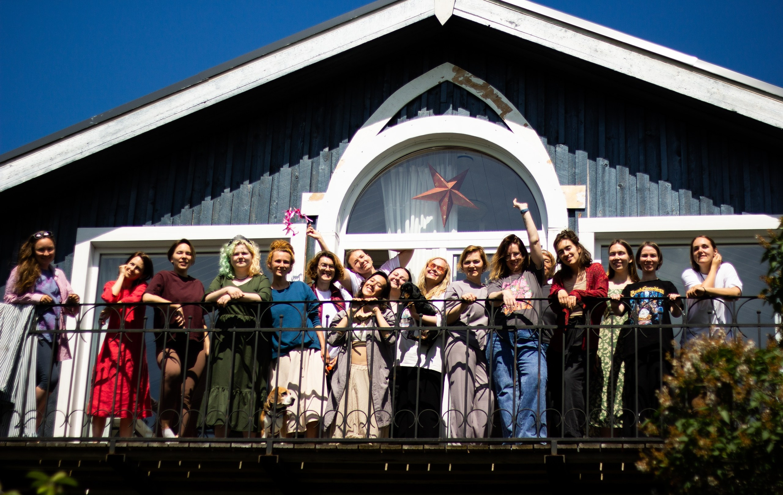 Участники творческого лагеря для взрослых в Сортавала в Карелии