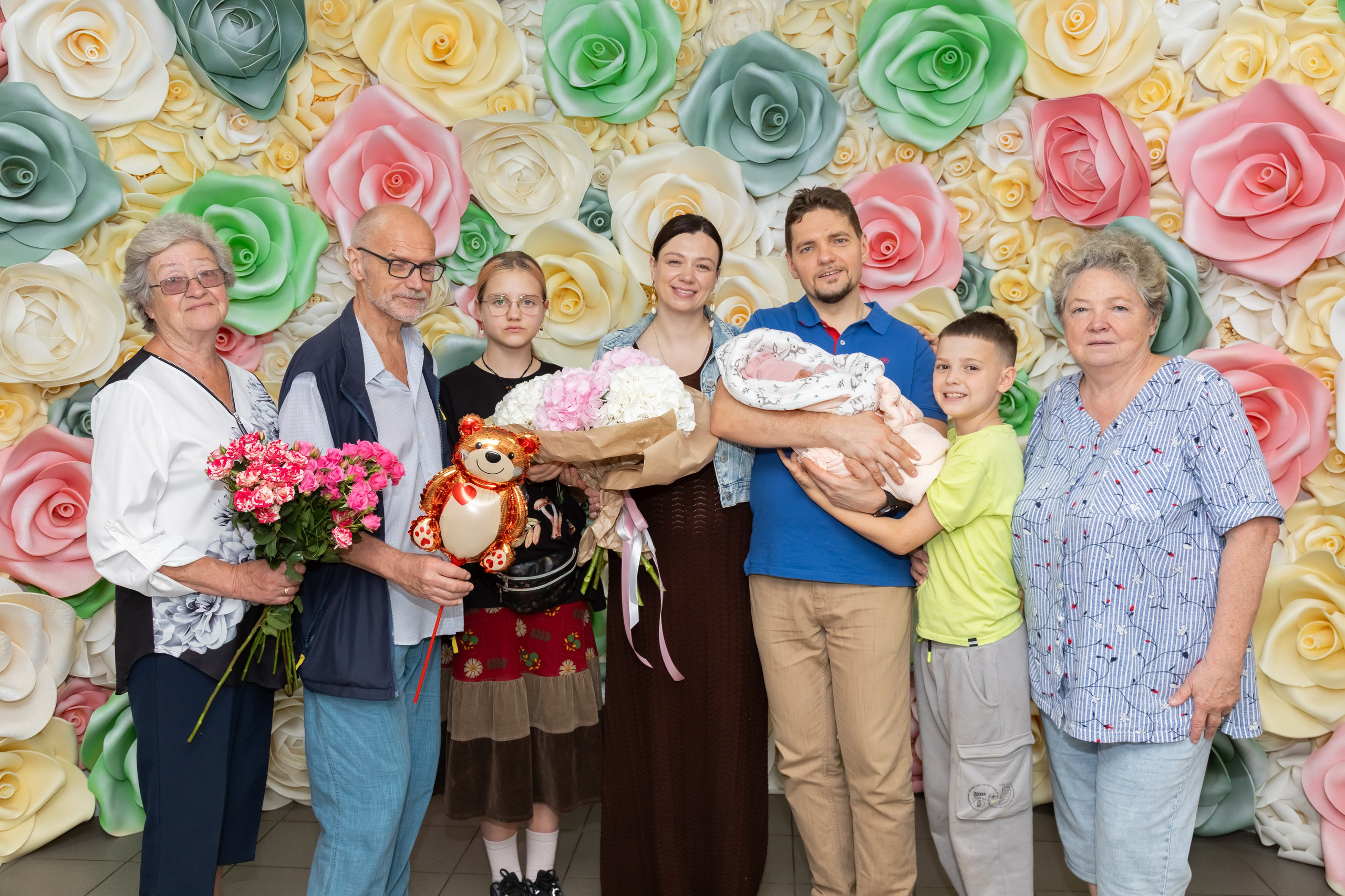 Услуги. Фотосъемка выписки из роддома в Москве, заказать фотографа на выписку