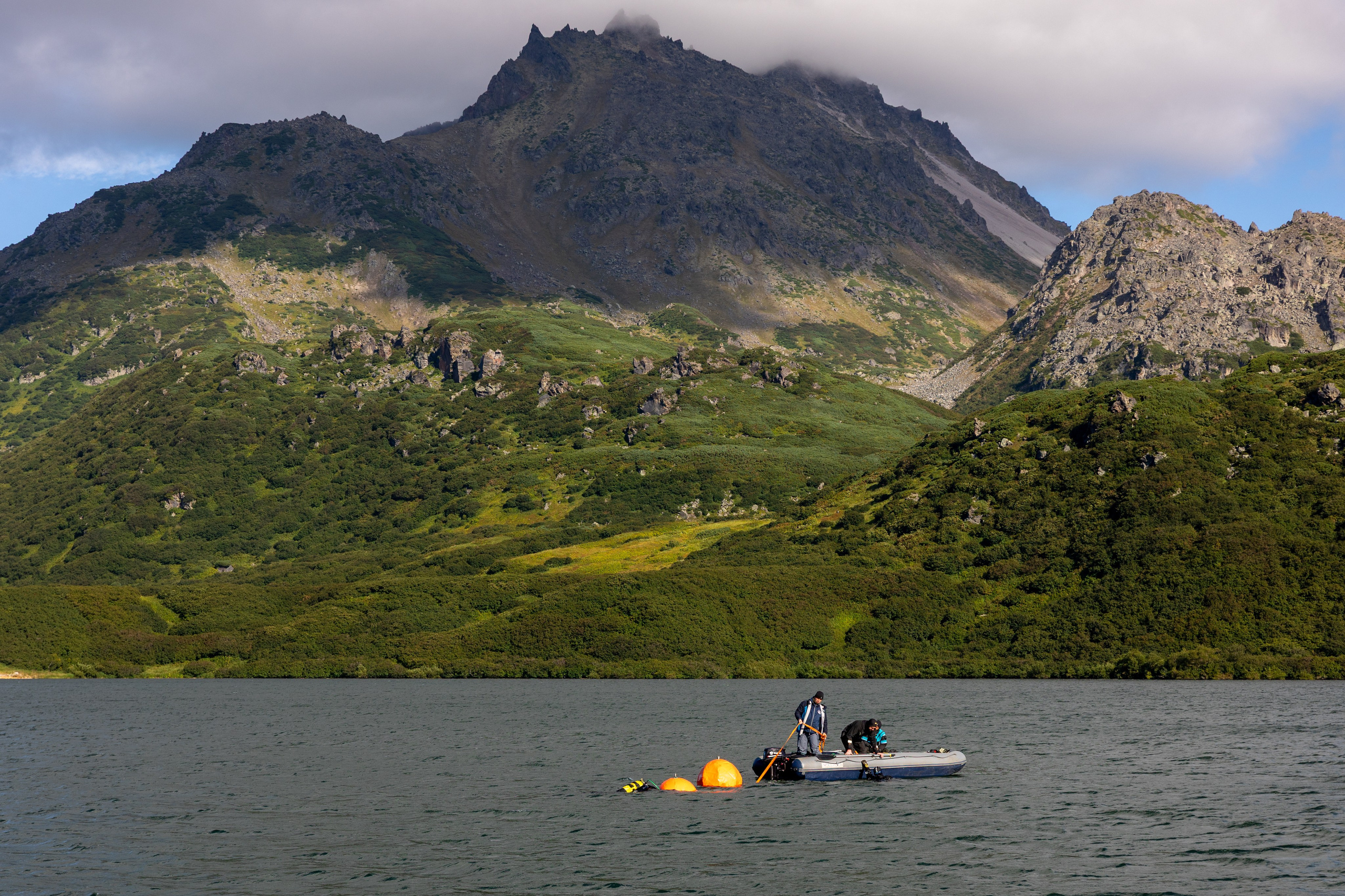 вулкан Дикий Гребень и озеро Витаминное