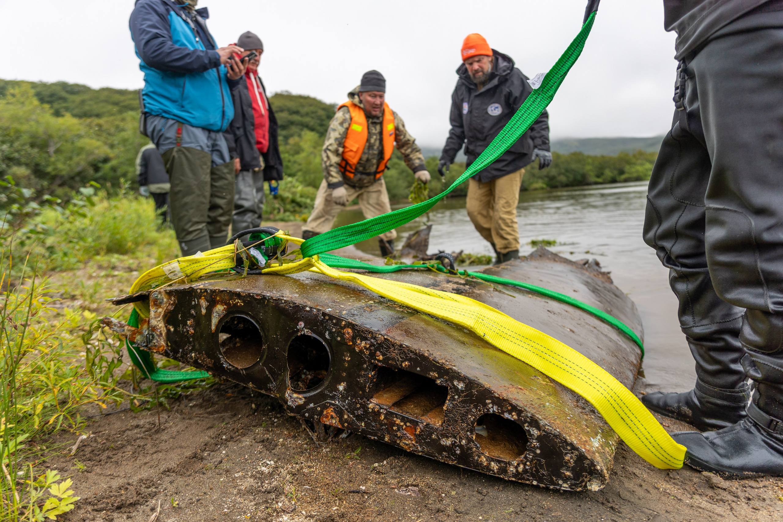 Экспедиция РГО на Камчатку по подъему истребителя Кингкобра Р-63, озеро Витаминное