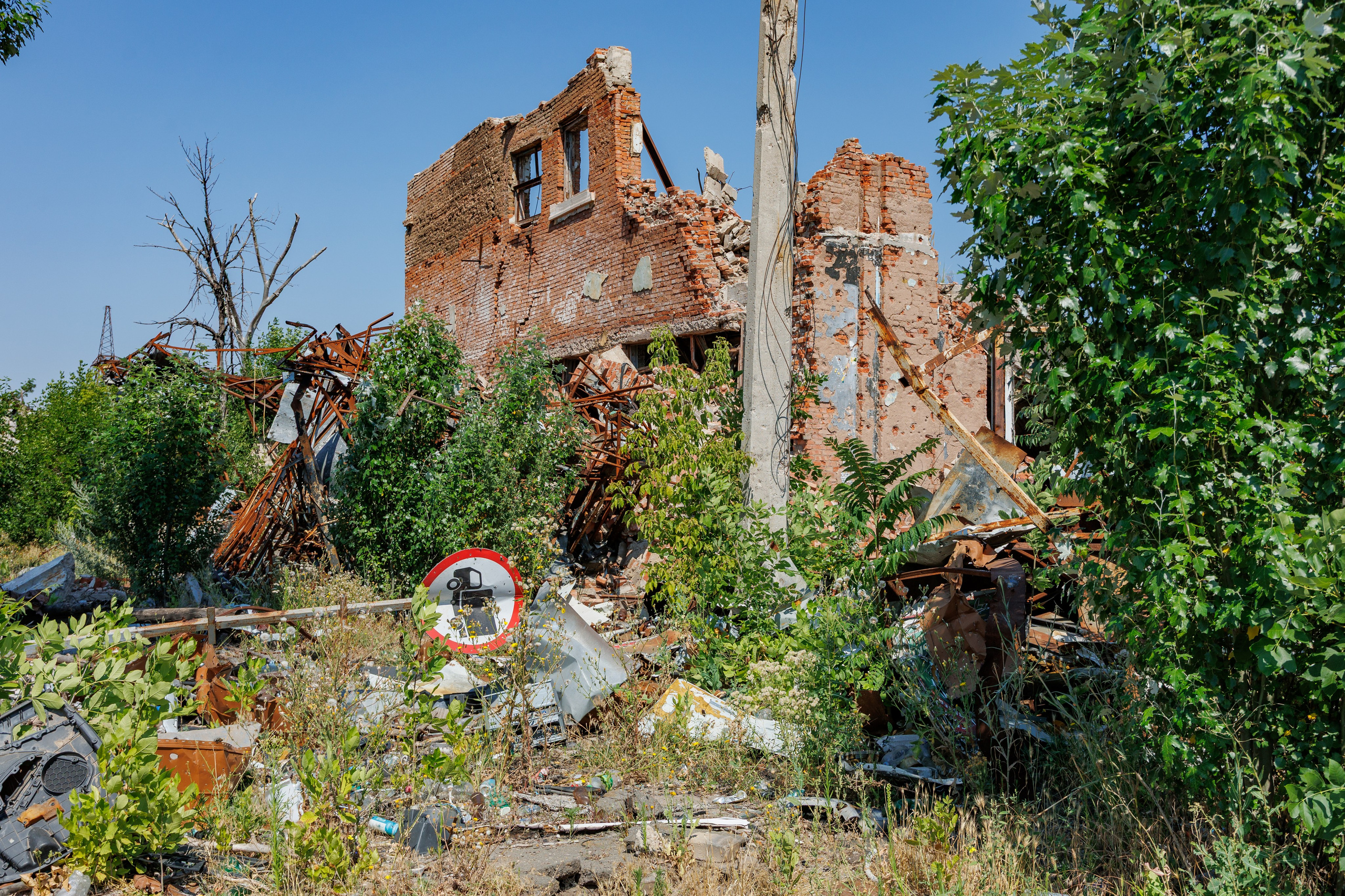 Мариуполь 2025 год, эхо войны