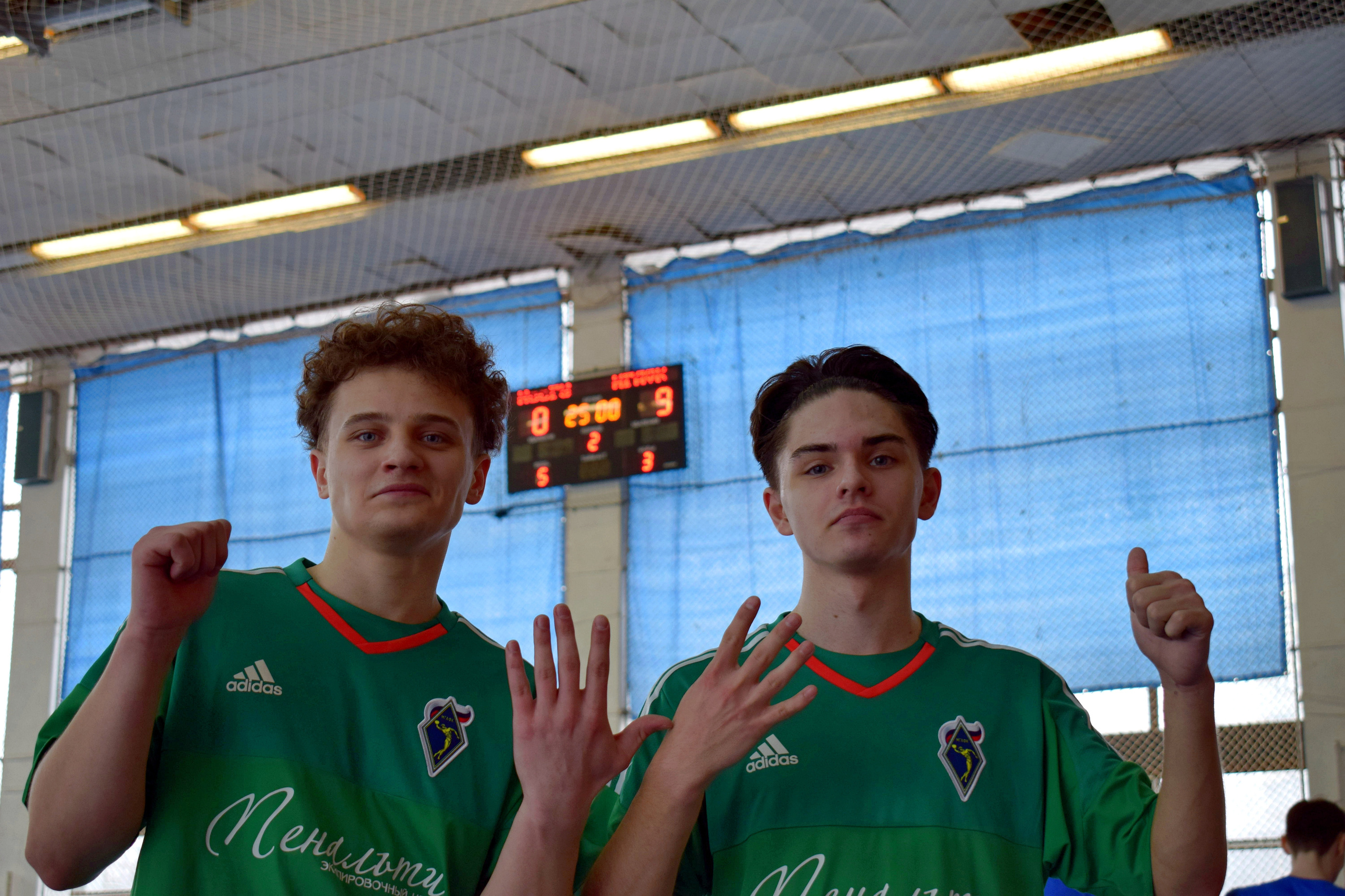 «Фотографии в журналах: максимум жизнеподобия, минимум жизни. "