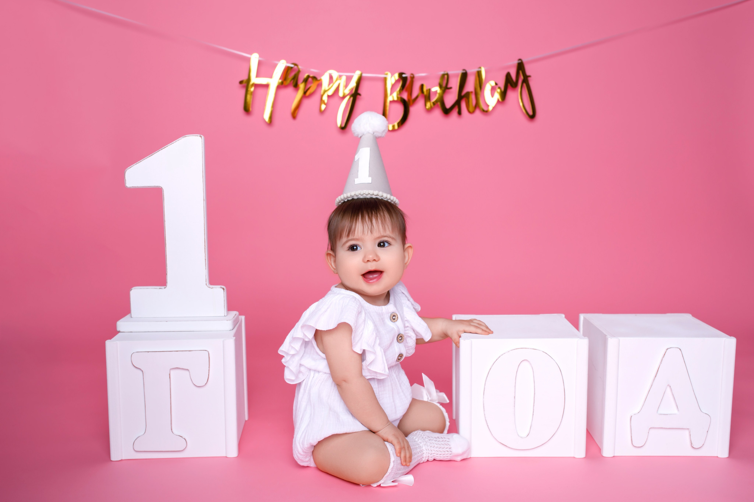 Фотосессия на годик в костюмчиках