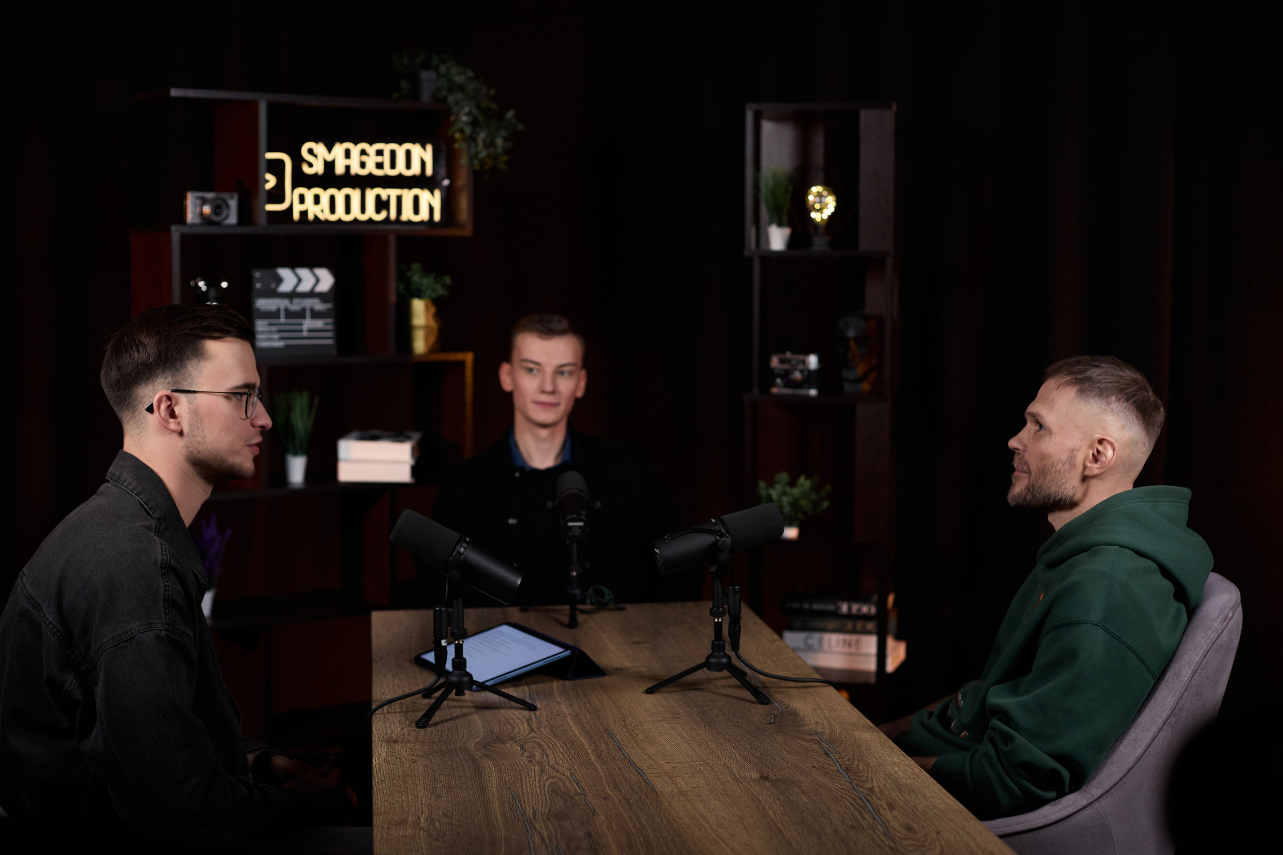 Подкасты, ютуб-шоу. Главная