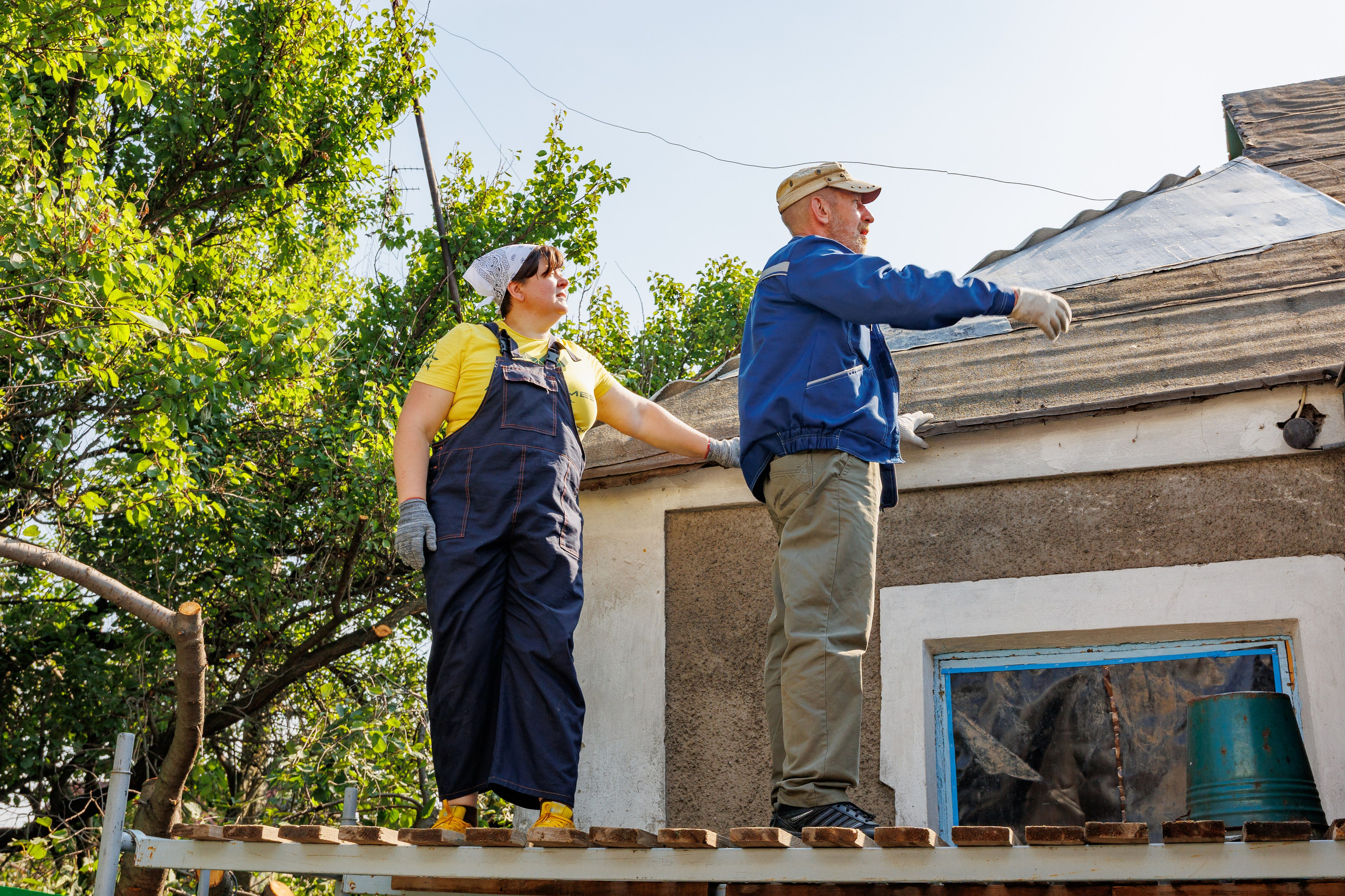 Волонтеры синодального отдела русской православной церкви в Авдеевке