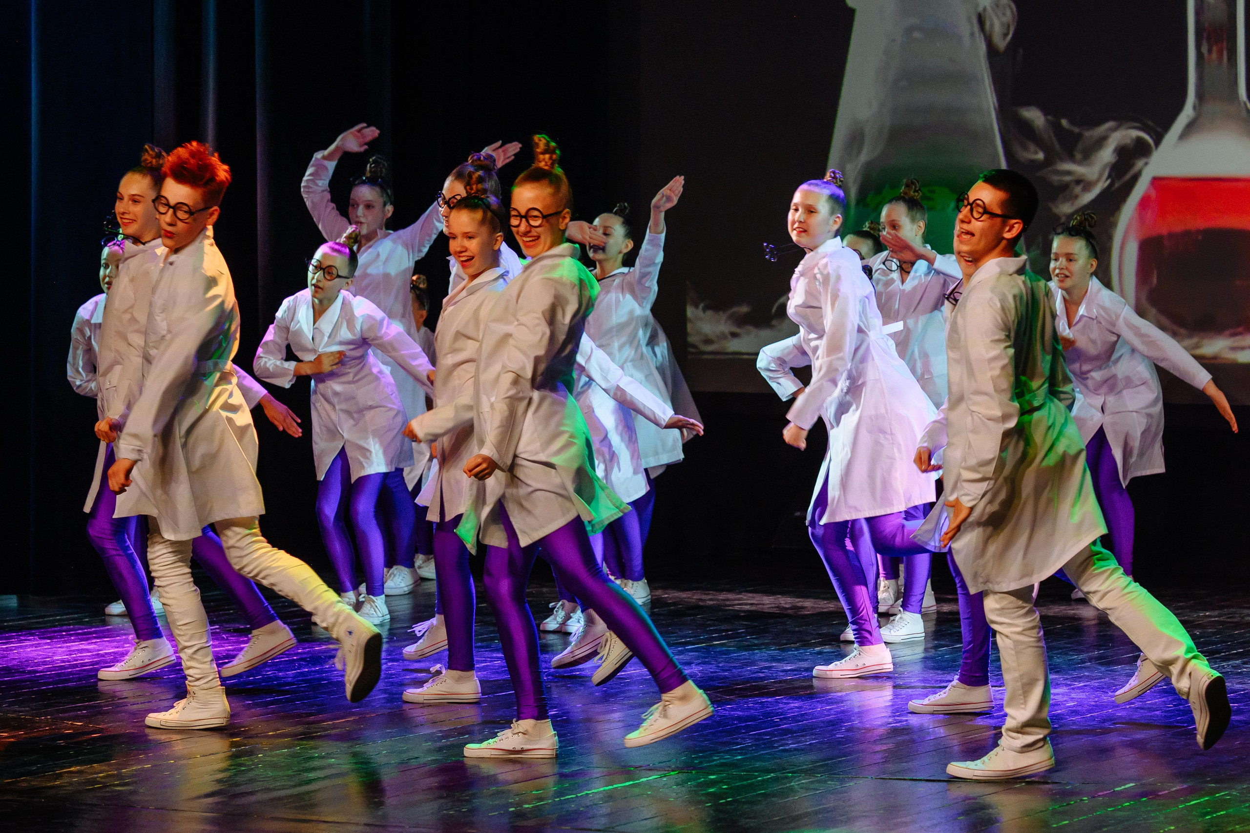 Отчетный концерт школы танцев «Хамелеон». Репортажный и свадебный фотограф в Курске Борис Захарчук