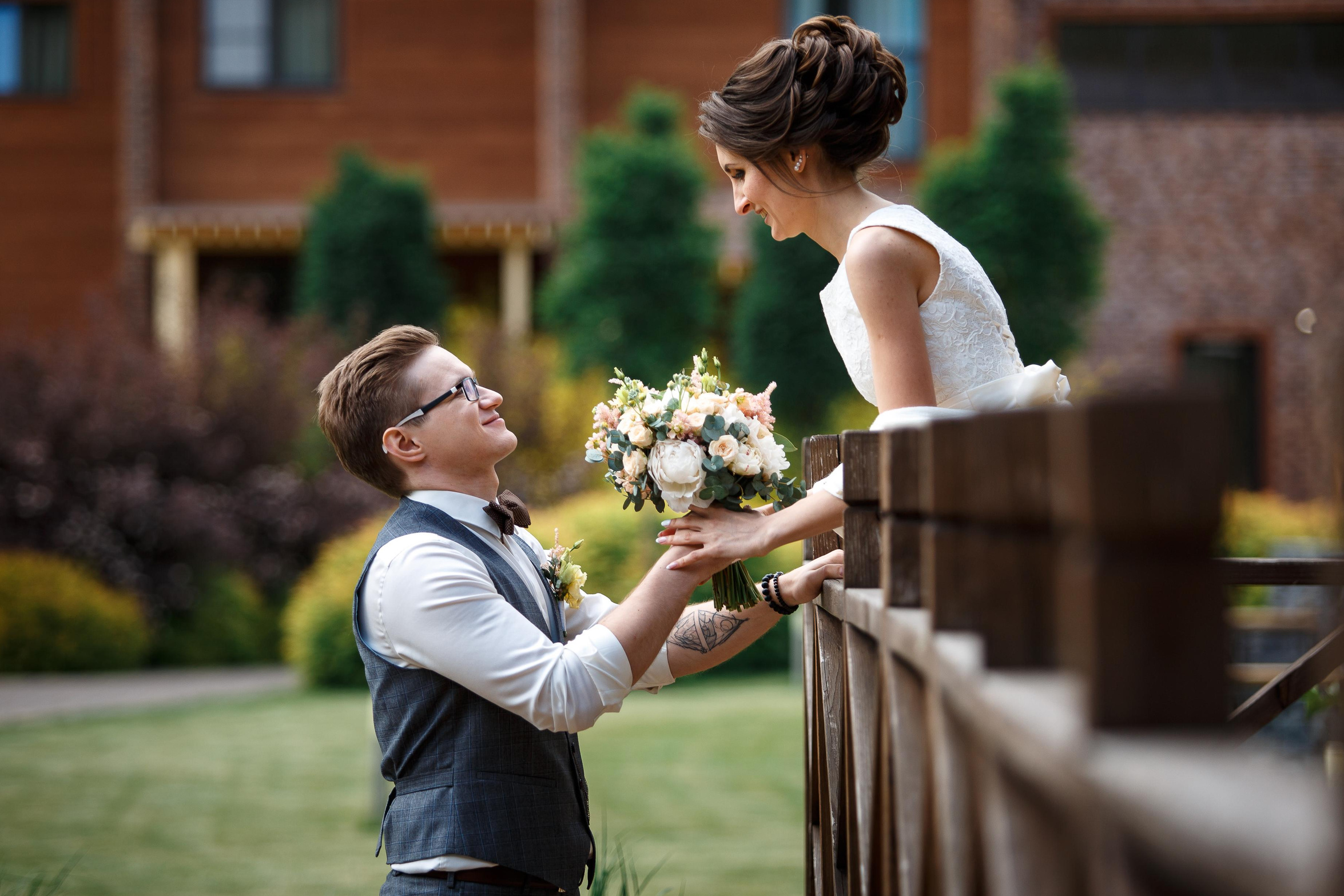 Как правильно позировать на свадебной фотосессии. Свадебный фотограф Москва и МО Сергей Киржаев