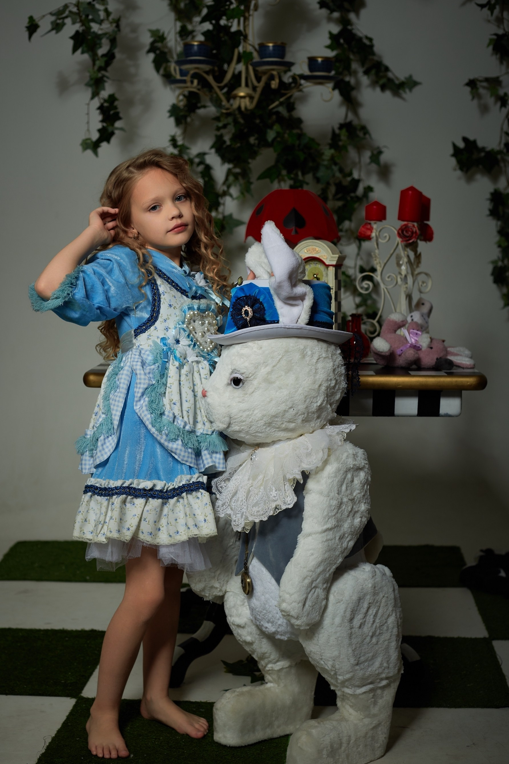 Алиса в стране чудес. MeLora Photo