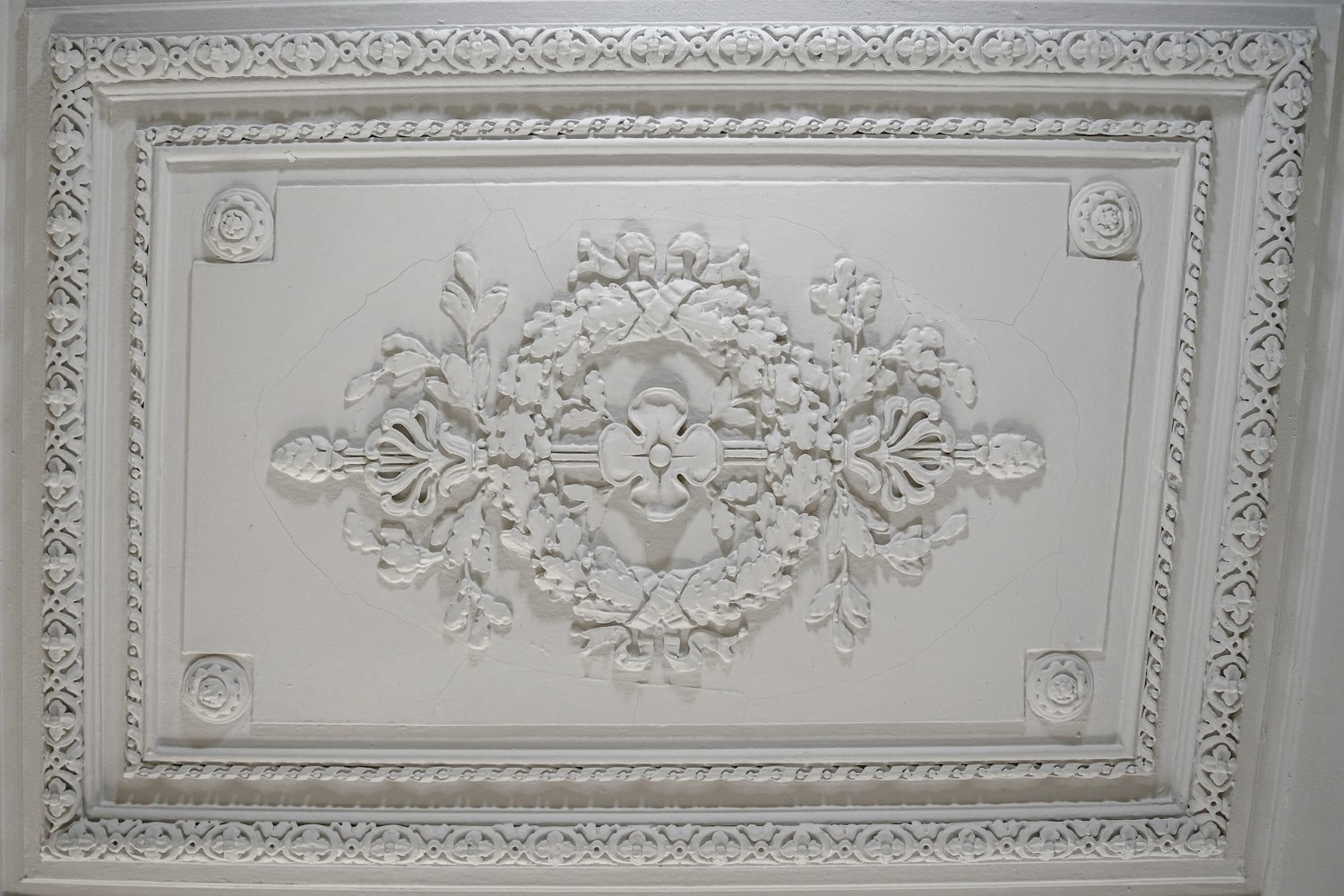 Новогодняя парадная. Фотограф и искусствовед в Туле и Санкт-Петербурге Нелли Некрасова