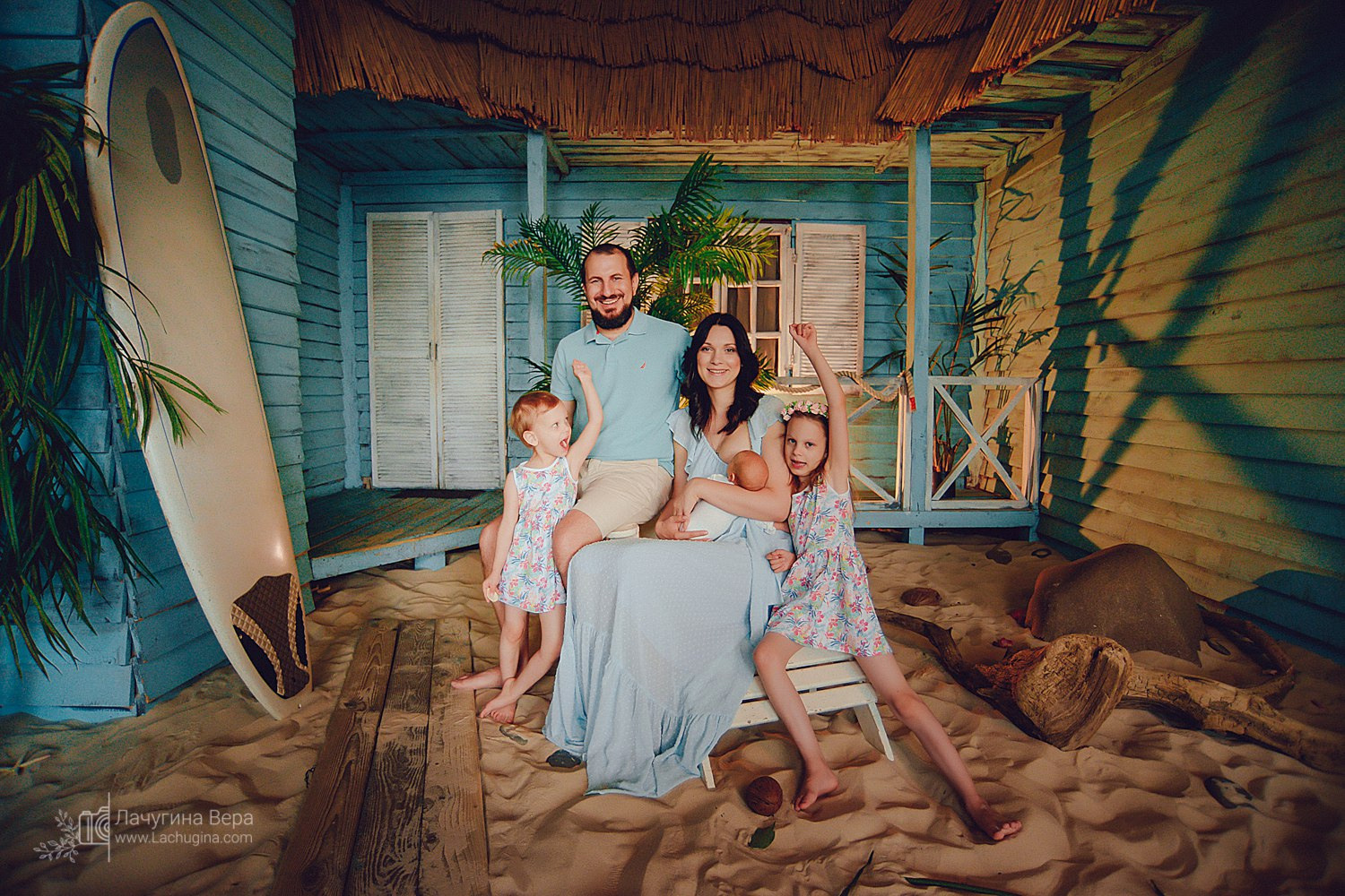 Contacts. Family and content photographer