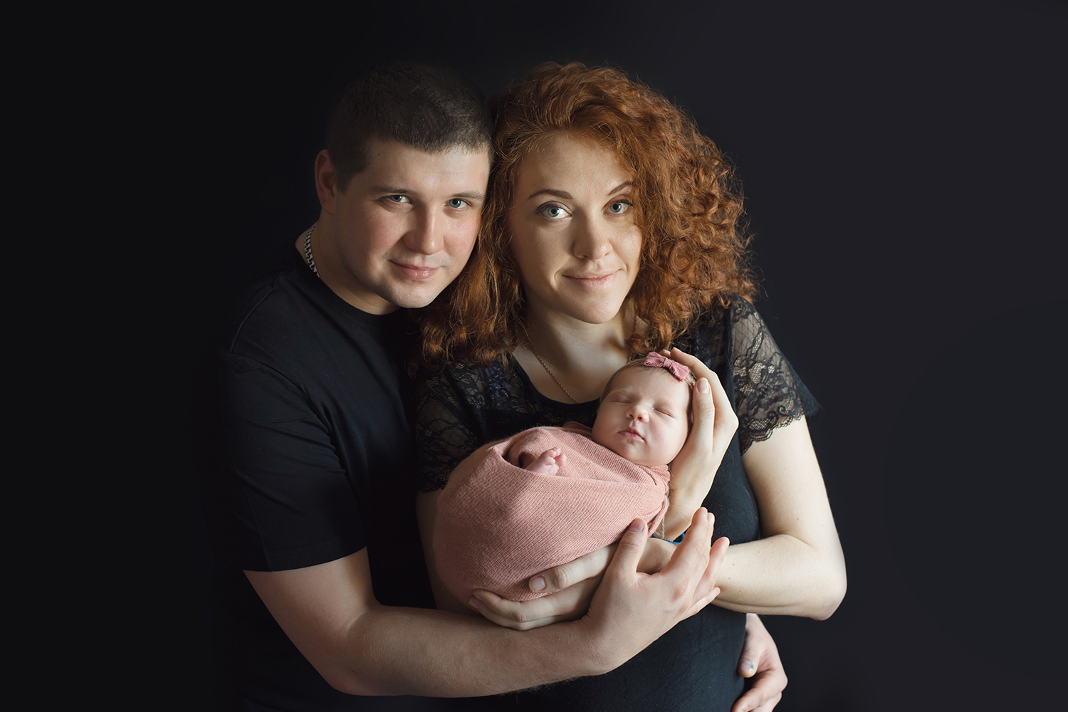 Фотосессия новорожденного в Пскове. Фотограф новорожденных , семейный и  детский фотограф в Пскове Иванова