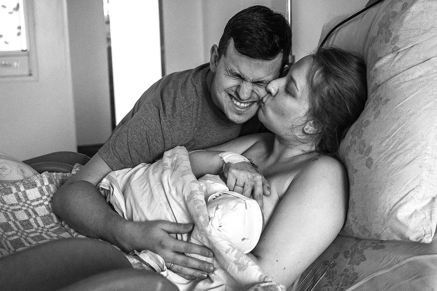 Love. Фотограф на роды Москва. Фотограф новорожденных Москва