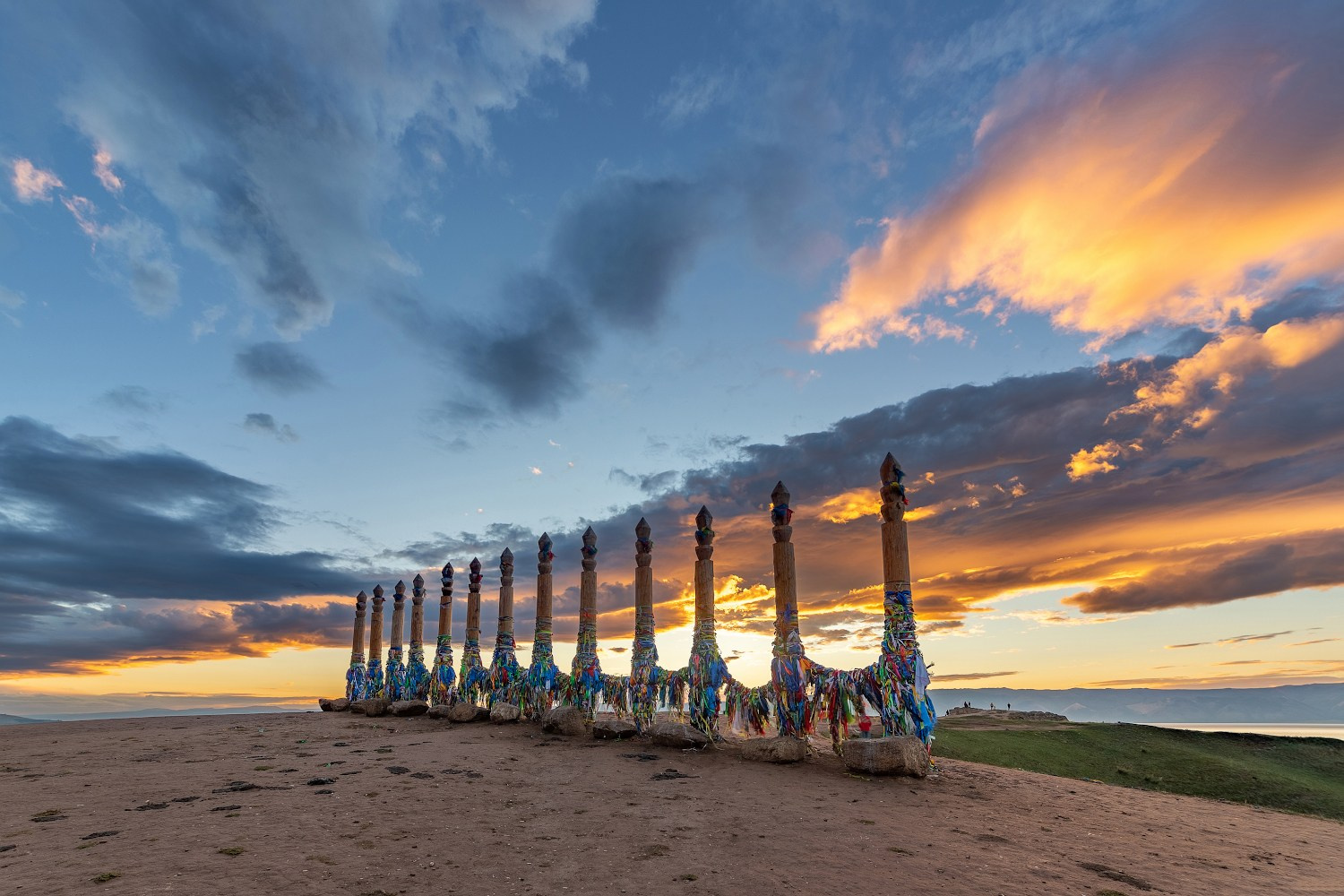 Летний Ольхон. Всё лучшее за 4 дня. Илья Буянов, гид по Байкалу, фотограф — baikalsky.com