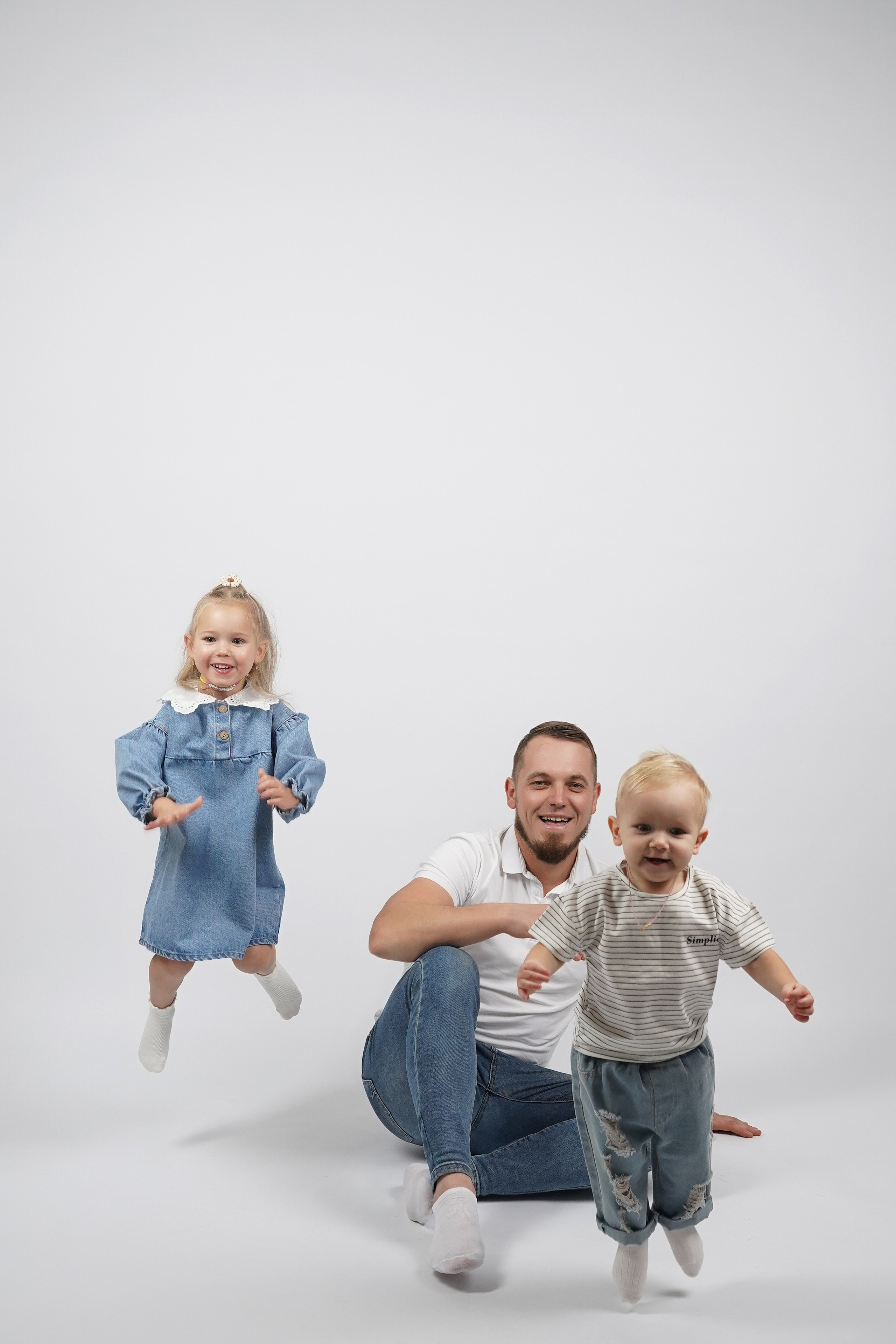 Услуги. Фотостудия Kstaty Kisel в городе Выкса. Студия с зеркалом и циклорамой