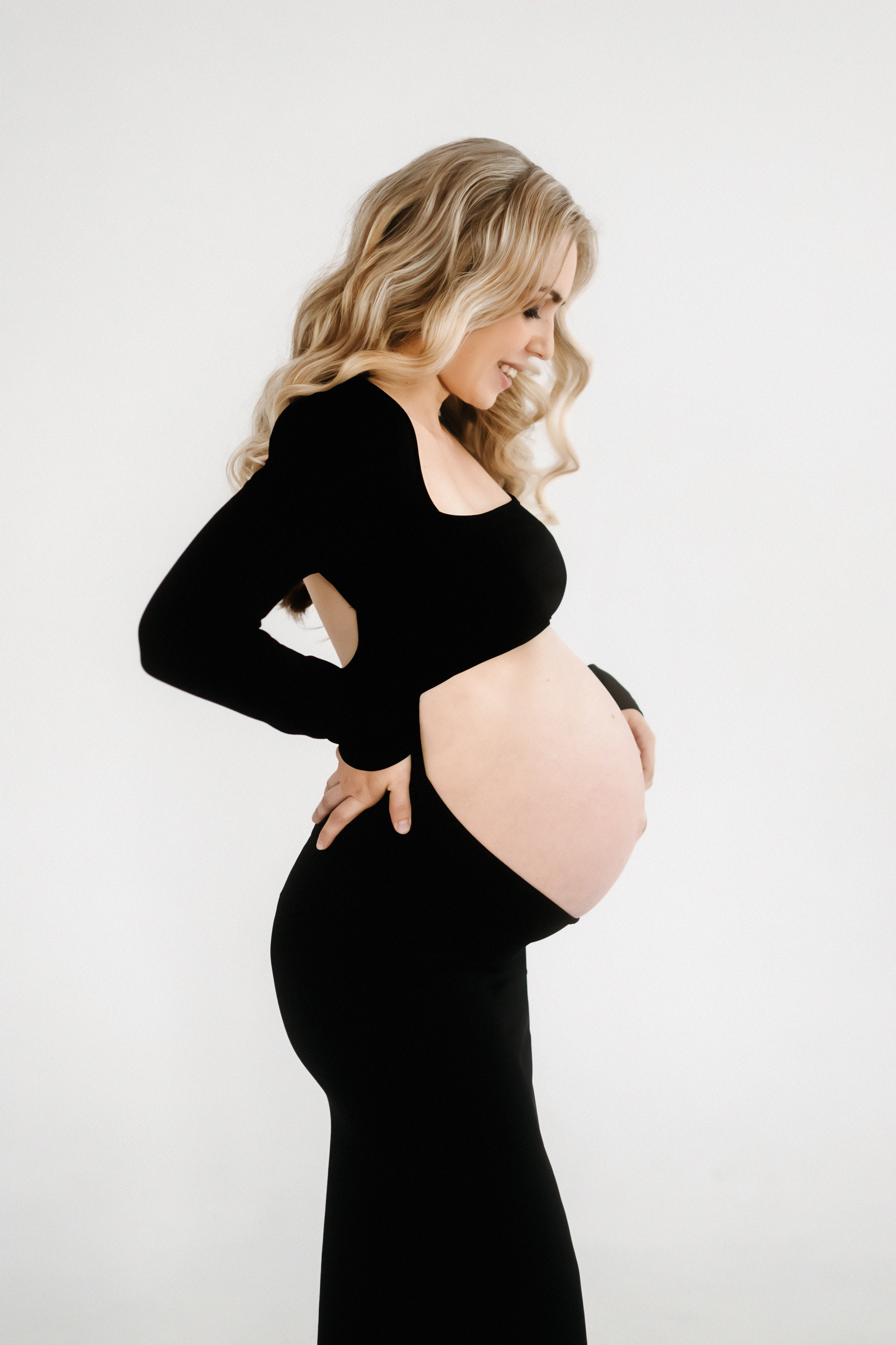 Нежная фотосессия беременности в Вашем городе. Фотосессия бременности, студийная съёмка беременной, фотостудия Лобня