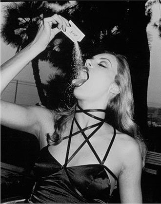 Helmut Newton. Выпускные альбомы, фотограф Денис Зимин в городе Ростове-на-Дону