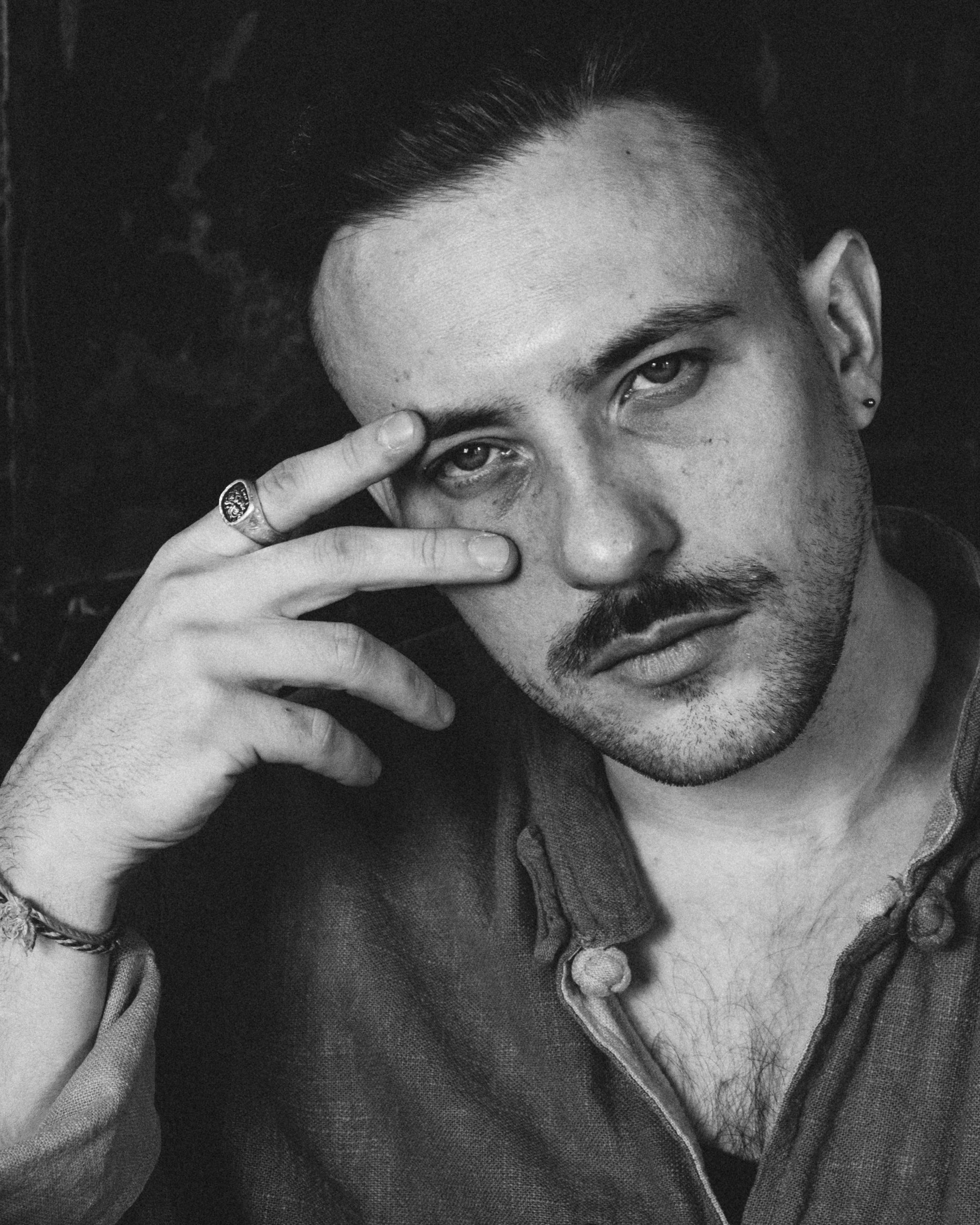 KIRUS PAPIRUS — Визуал: фото и видео