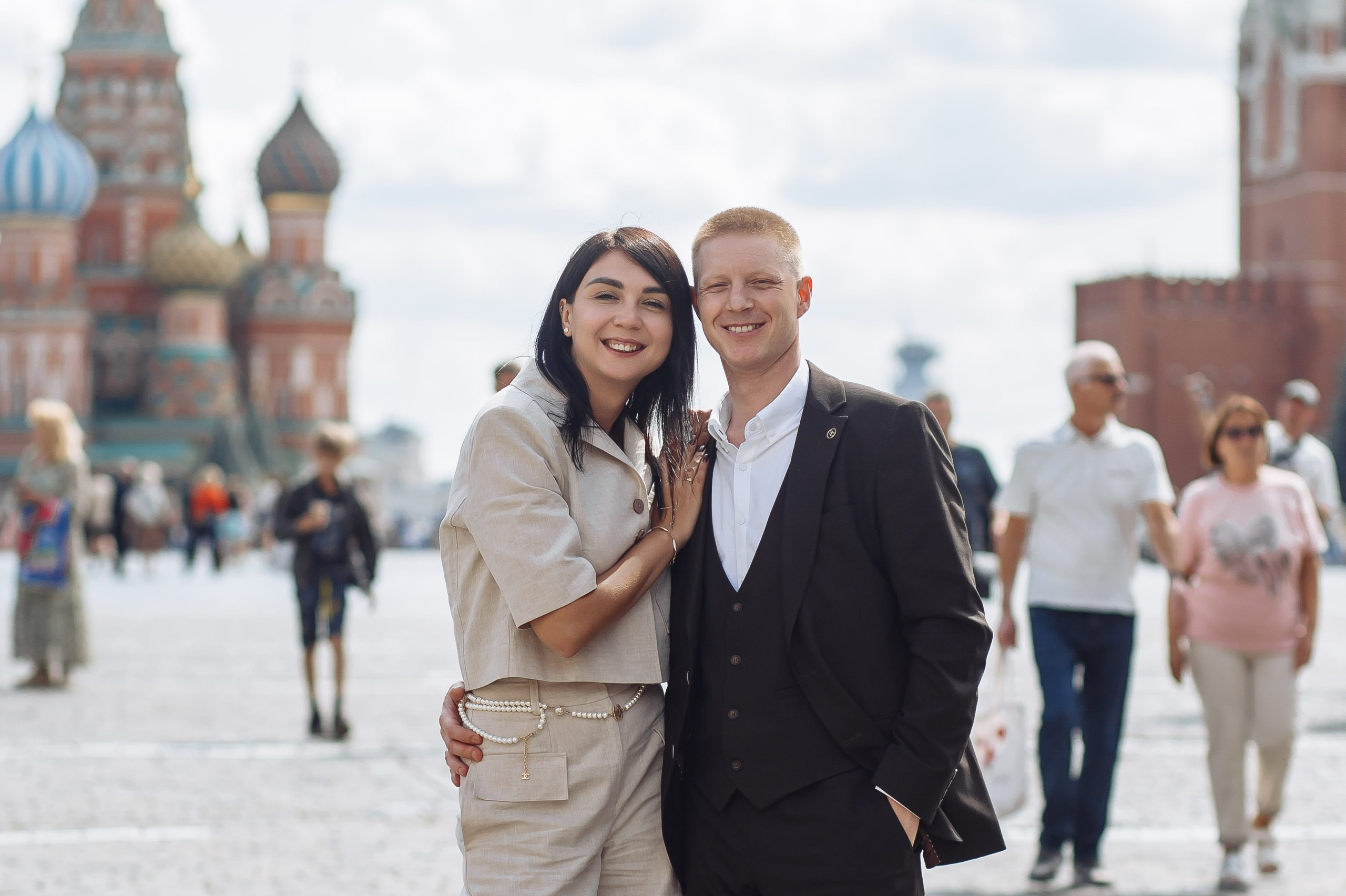 Фотосессия в Москве по центру столицы с фотографом: Красная площадь, ГУМ, Никольская улица