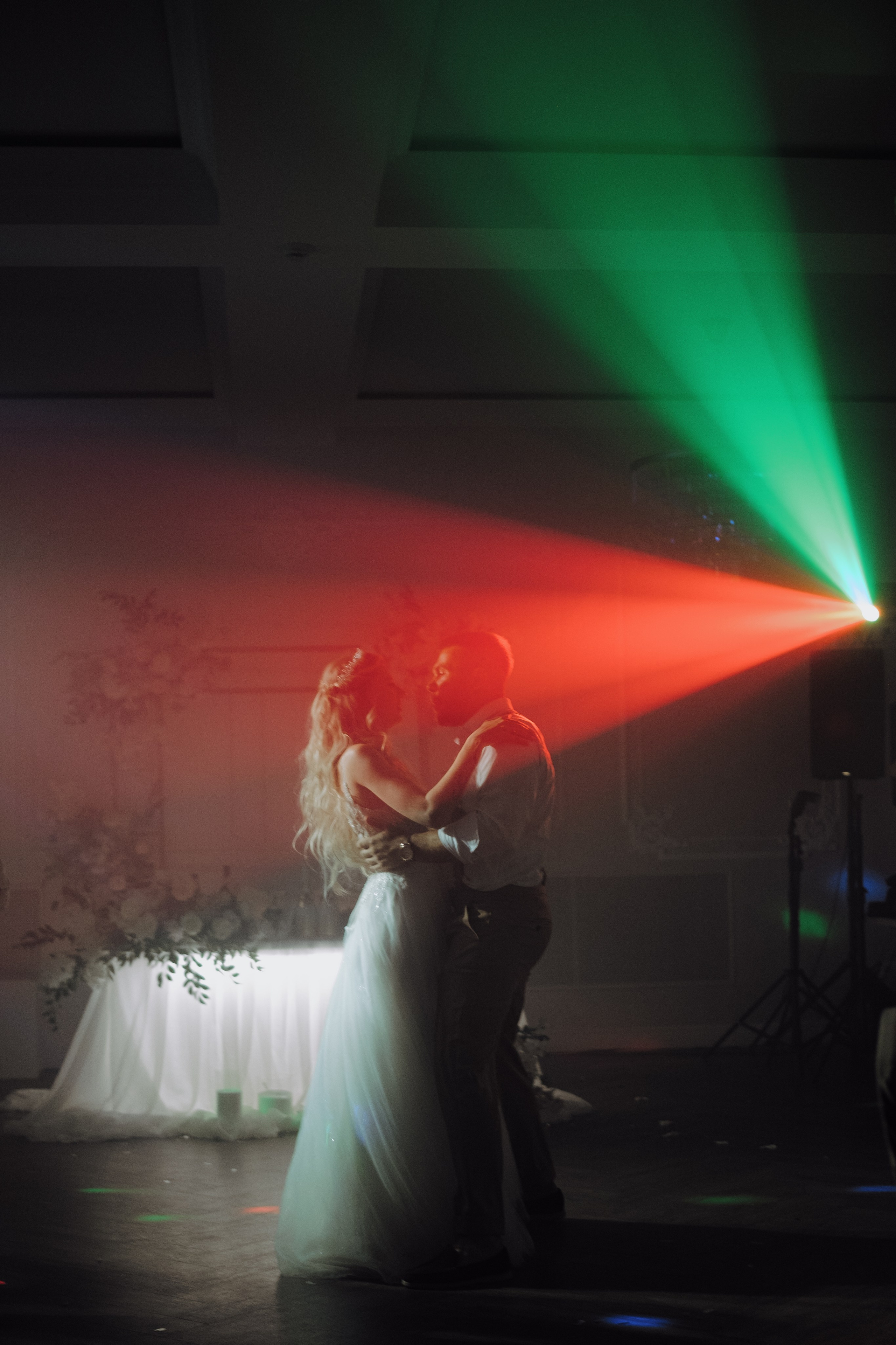 Свадебный фотограф в Балаково — Андрей Яхнин: стильные и эмоциональные фотосессии