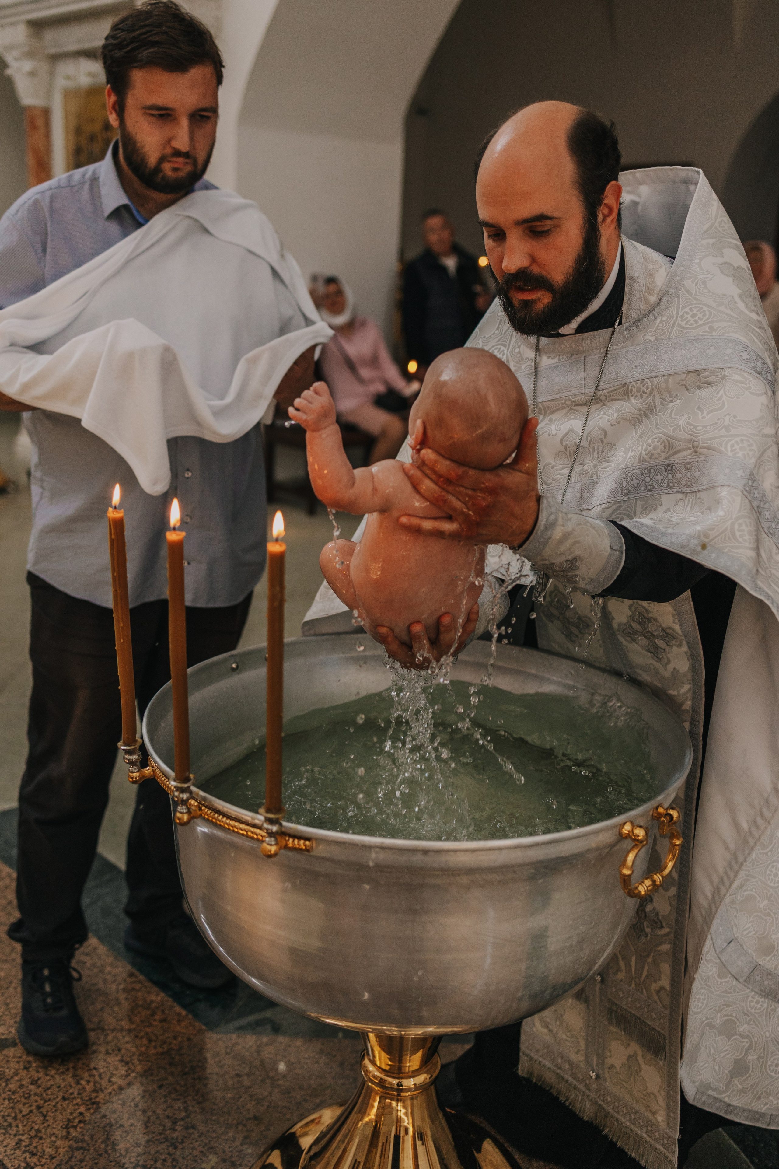 Съёмка Крещения в Москве: Сохраняем Главное Событие Вашей Семьи — Фотограф на Крестины. Семейный Фотограф Москва: Семья, Love Story, Контент для Блога/Маркетплейсов