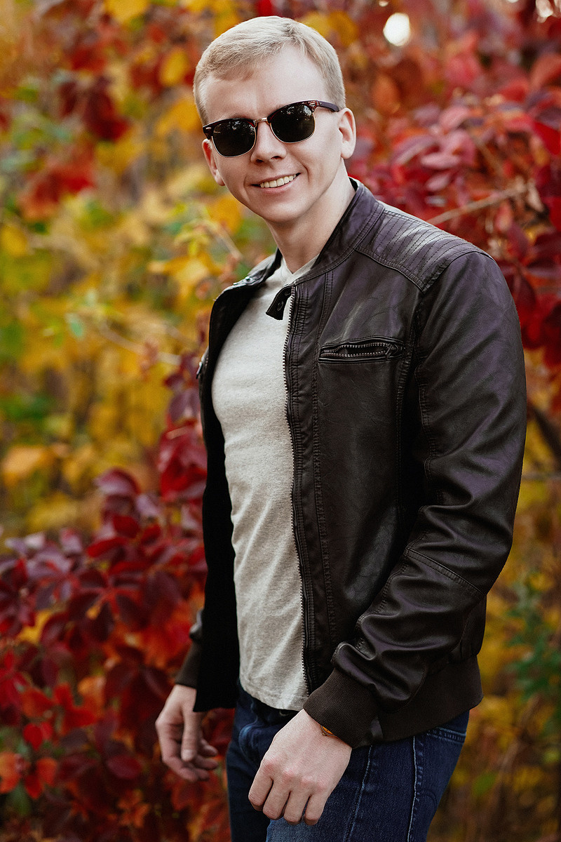 Контакты. Портретный, семейный и свадебный фотограф в Курске Роман Сазонов