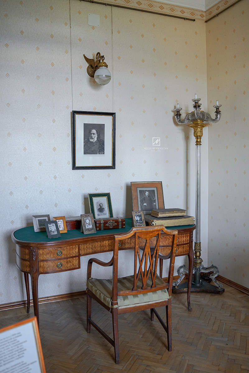 Квартира-мастерская Архипа Куинджи на Васильевском острове. Фотограф и искусствовед в Туле и Санкт-Петербурге Нелли Некрасова