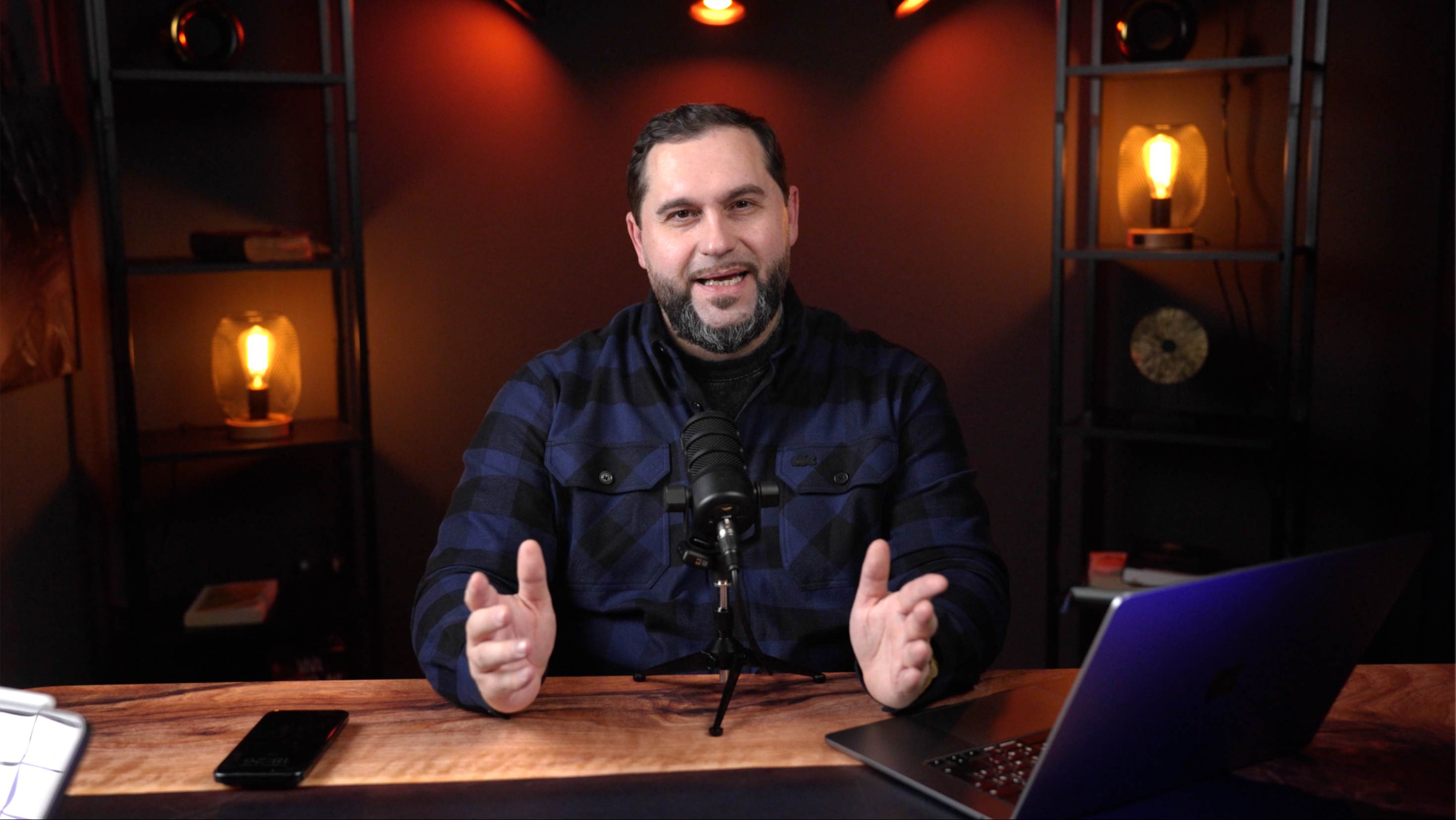 видеостудия, подкасты в Ижевске, видео студия, съемка подкастов снять, видео снять видео в Ижевске, видеосъемка подкастов, снять подкаст, подкаст, подкаст в Ижевске